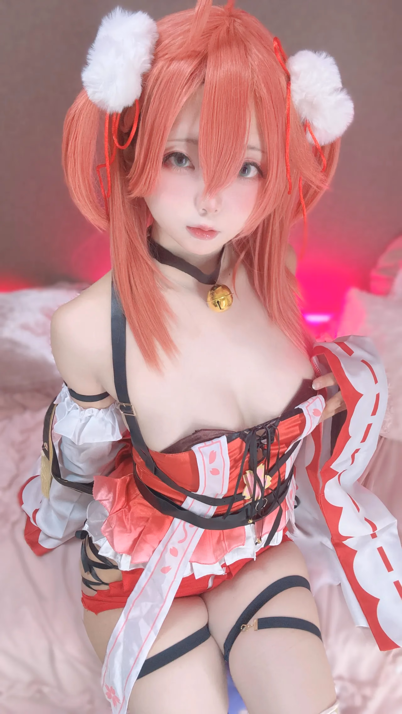Chuchu Nagomitei as Sakura Miko — cosplay photo 53 of 89