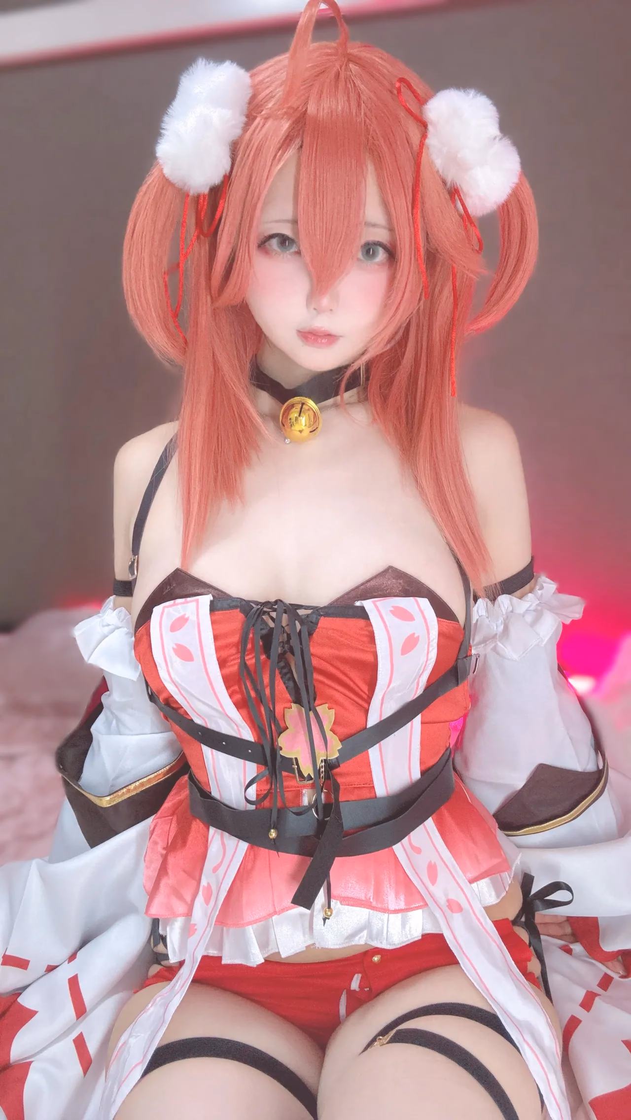Chuchu Nagomitei as Sakura Miko — cosplay photo 67 of 89