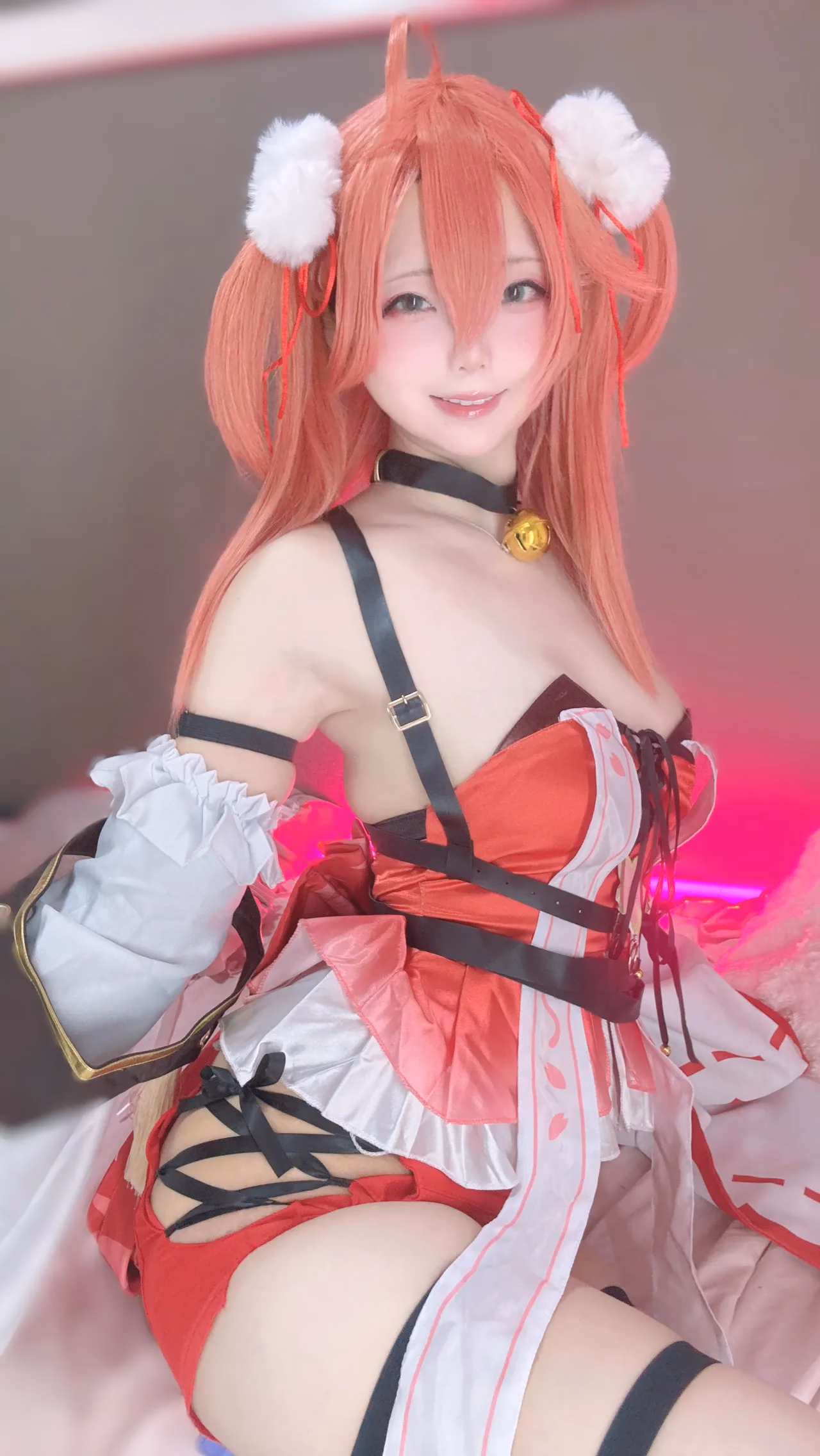 Chuchu Nagomitei as Sakura Miko — cosplay photo 69 of 89