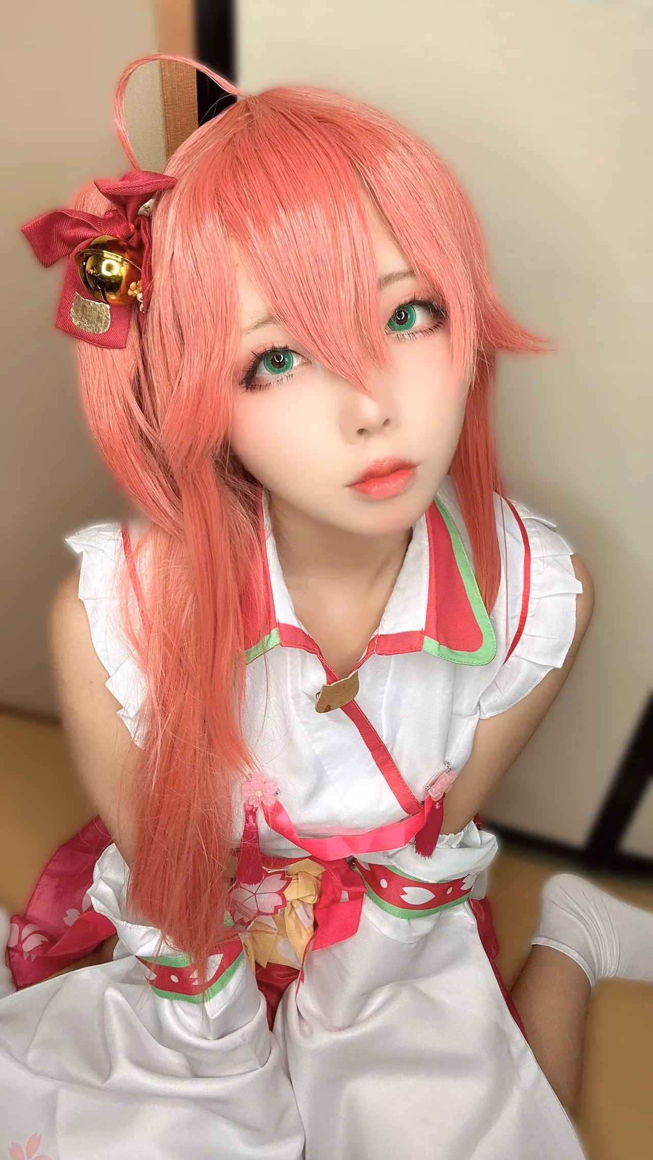 Chuchu Nagomitei as Sakura Miko — cosplay photo 30 of 50