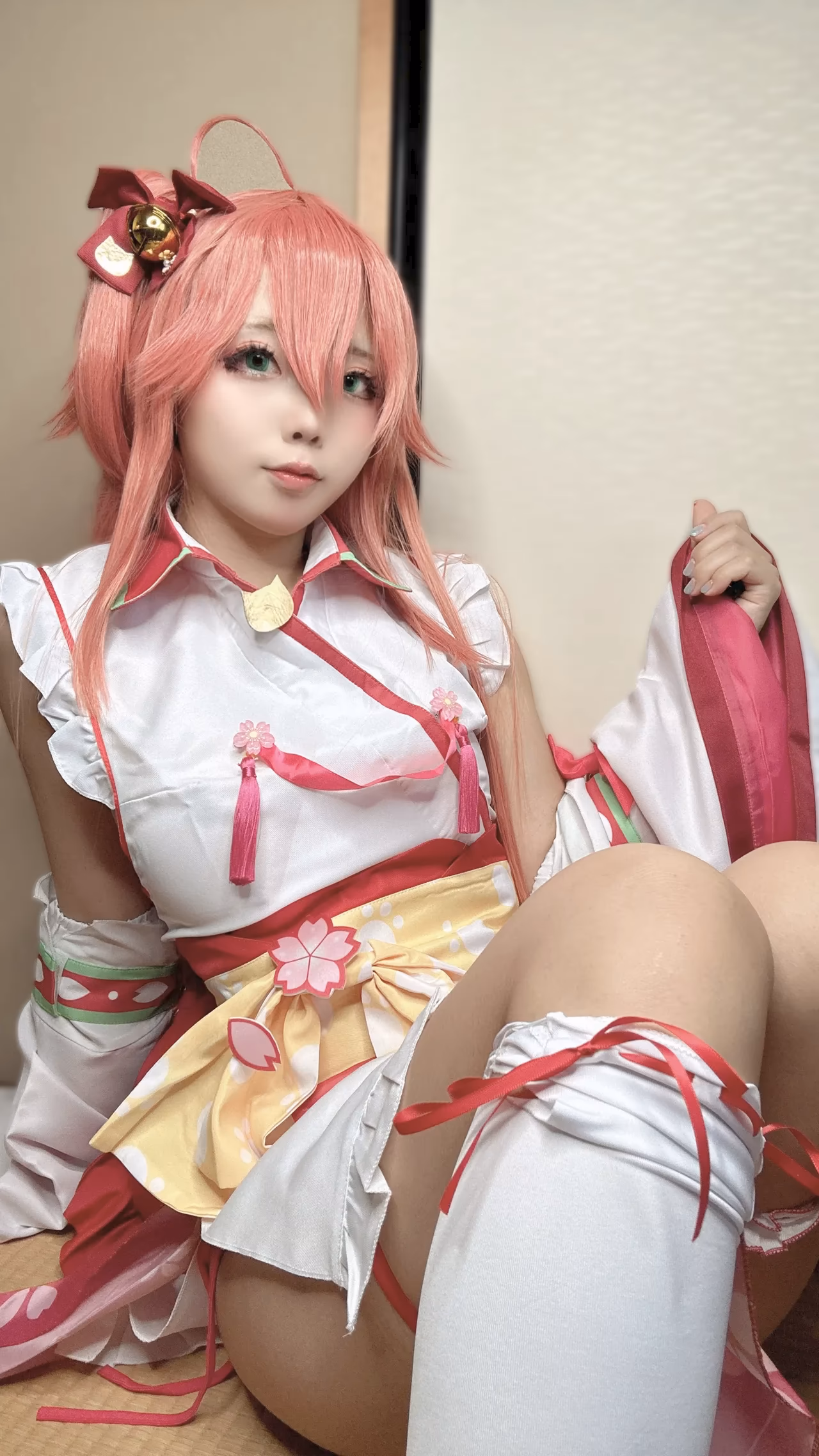 Chuchu Nagomitei as Sakura Miko — cosplay photo 37 of 50
