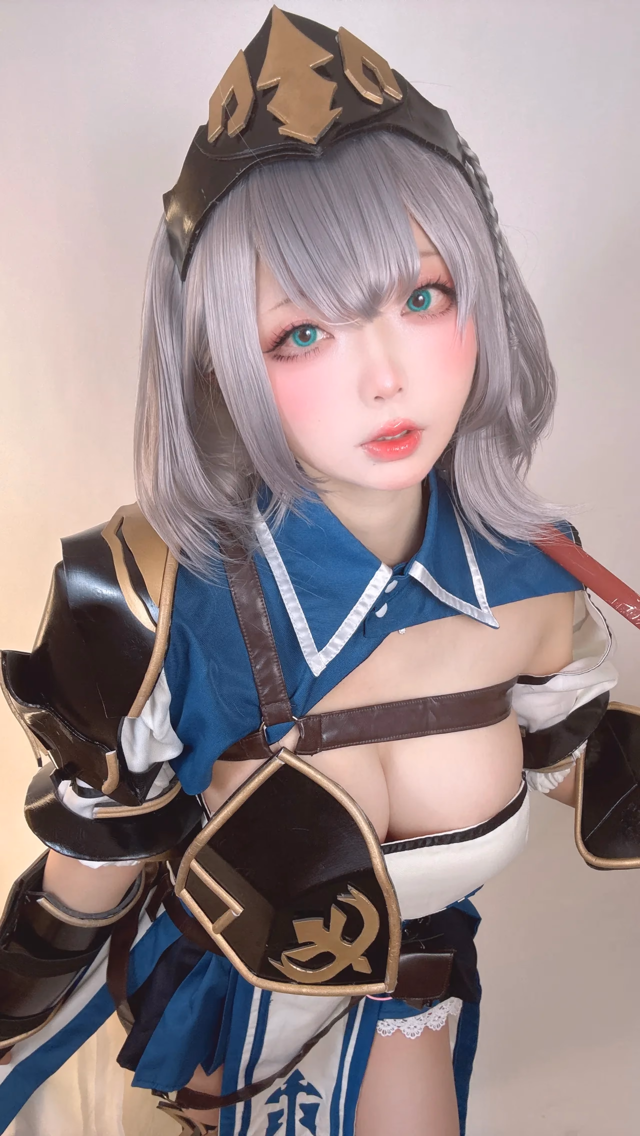 Chuchu Nagomitei as Shirogane Noel — cosplay photo 14 of 114