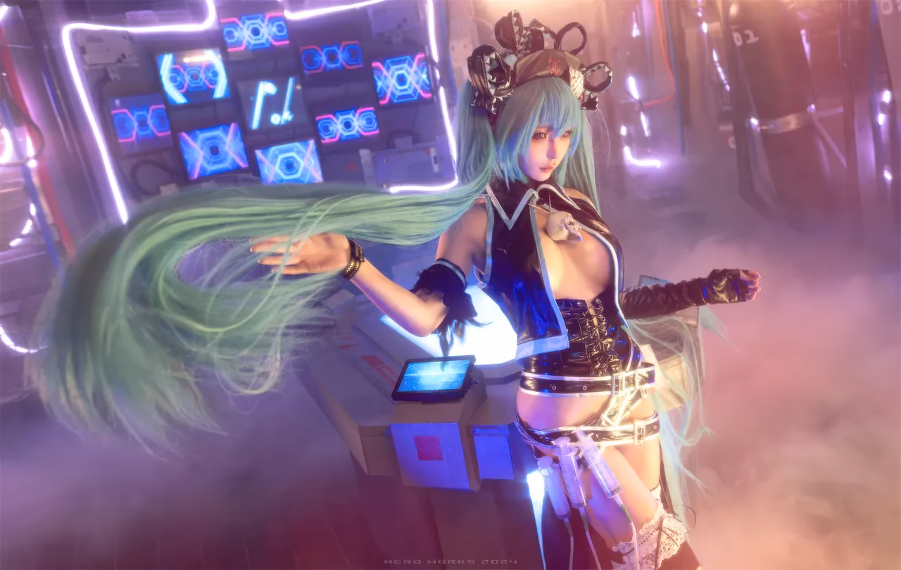 Chunmomo as Hatsune Miku — cosplay photo 4 of 21