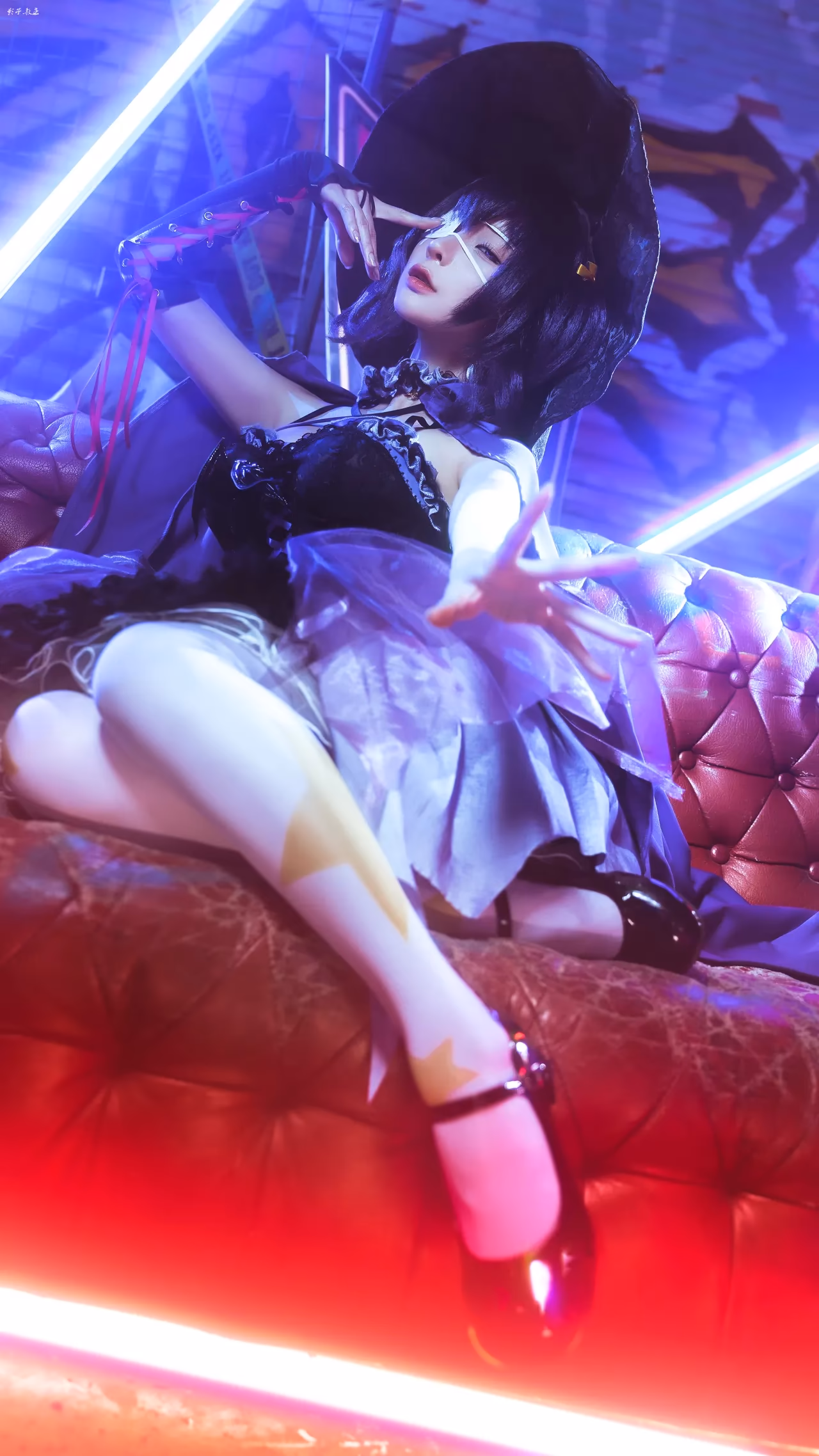 Chunmomo as Rikka Takanashi — cosplay photo 2 of 24