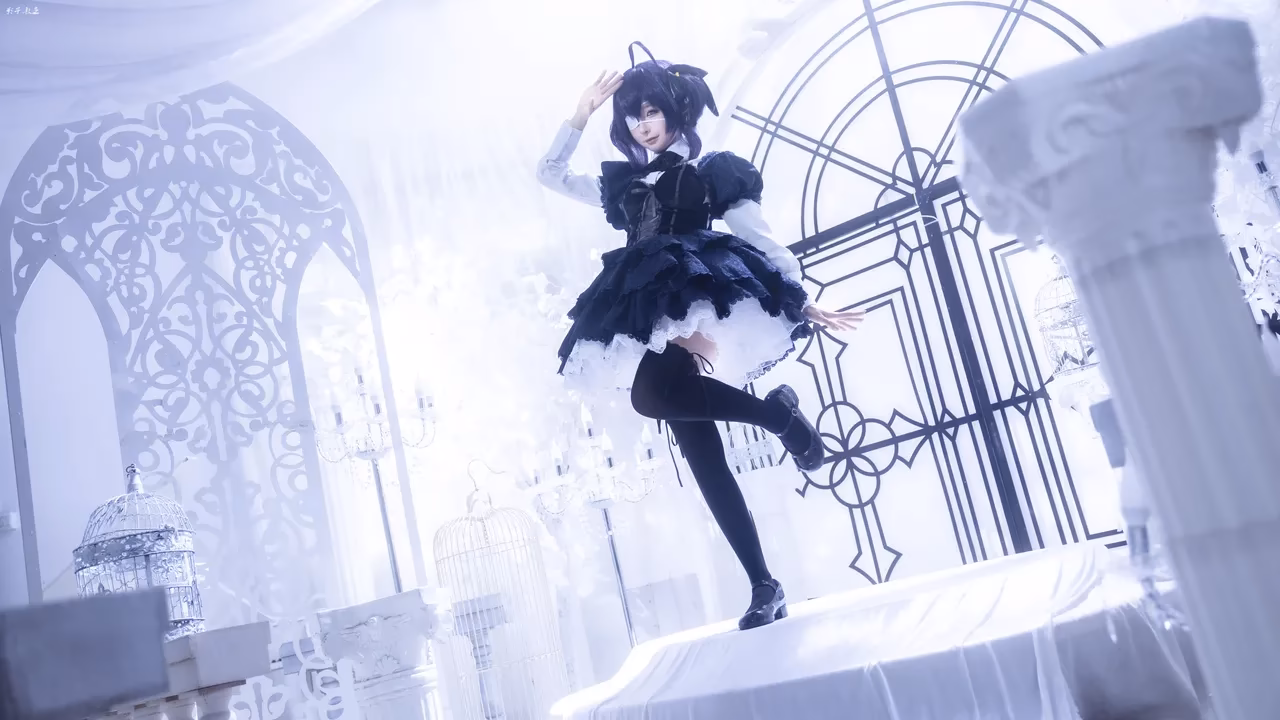 Chunmomo as Rikka Takanashi — cosplay photo 5 of 30