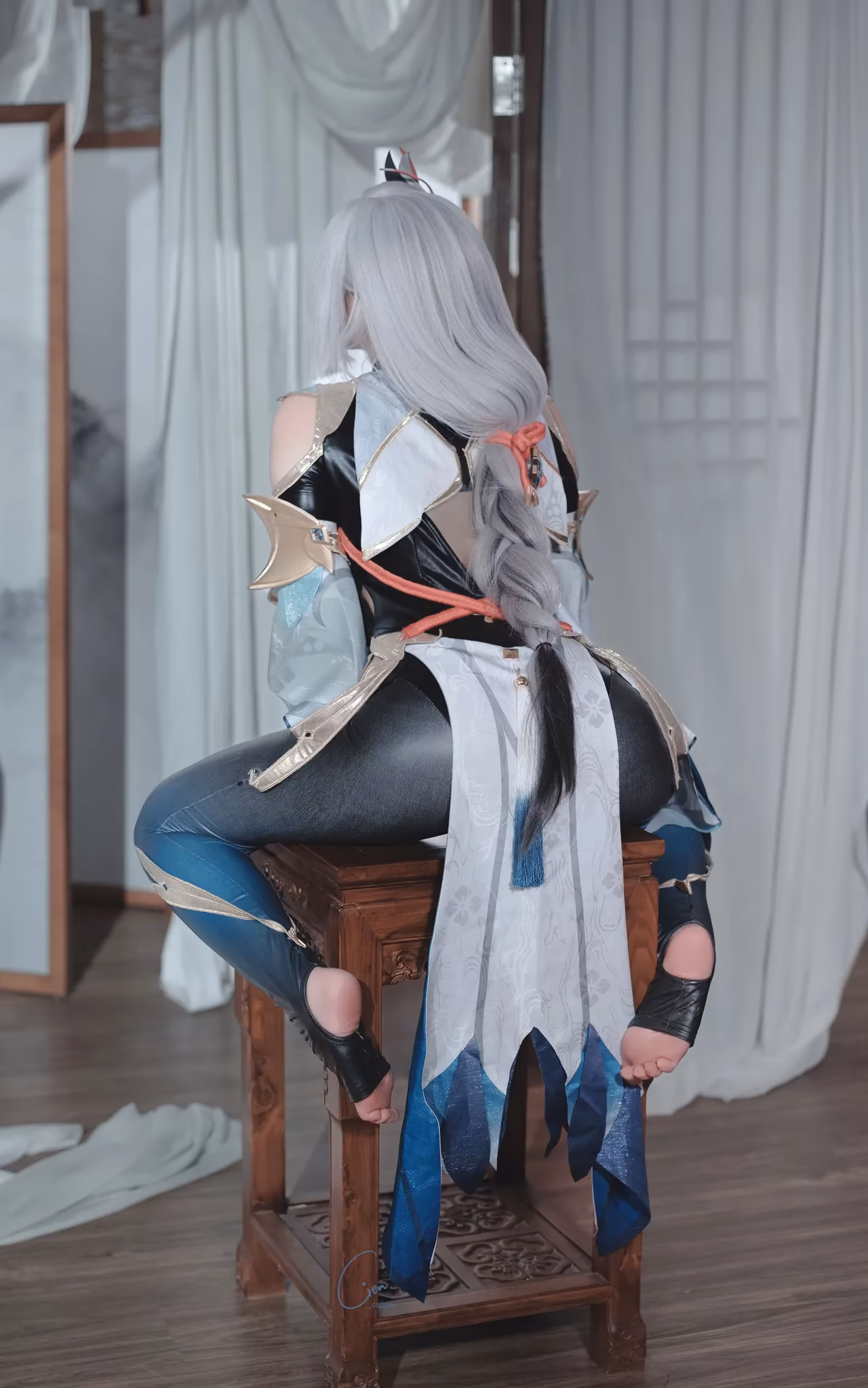 Cien Cosplay as Shenhe — cosplay photo 29 of 31
