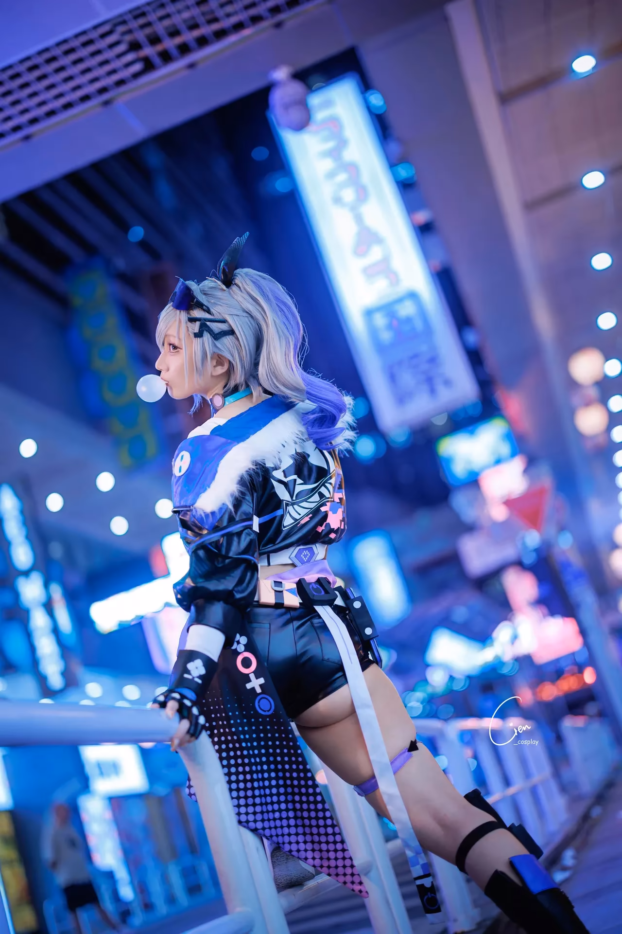 Cien Cosplay as Silver Wolf — cosplay photo 11 of 29