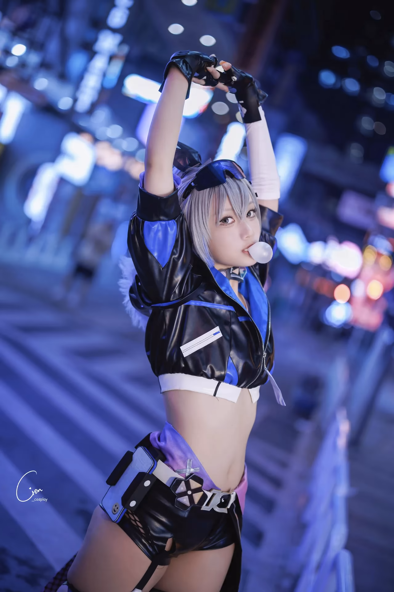 Cien Cosplay as Silver Wolf — cosplay photo 12 of 29