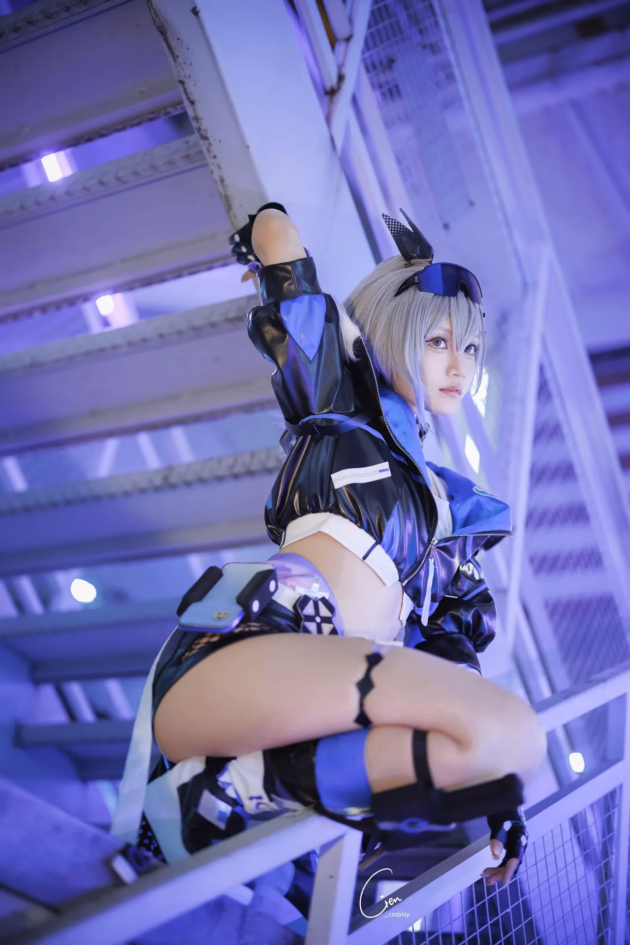 Cien Cosplay as Silver Wolf — cosplay photo 17 of 29