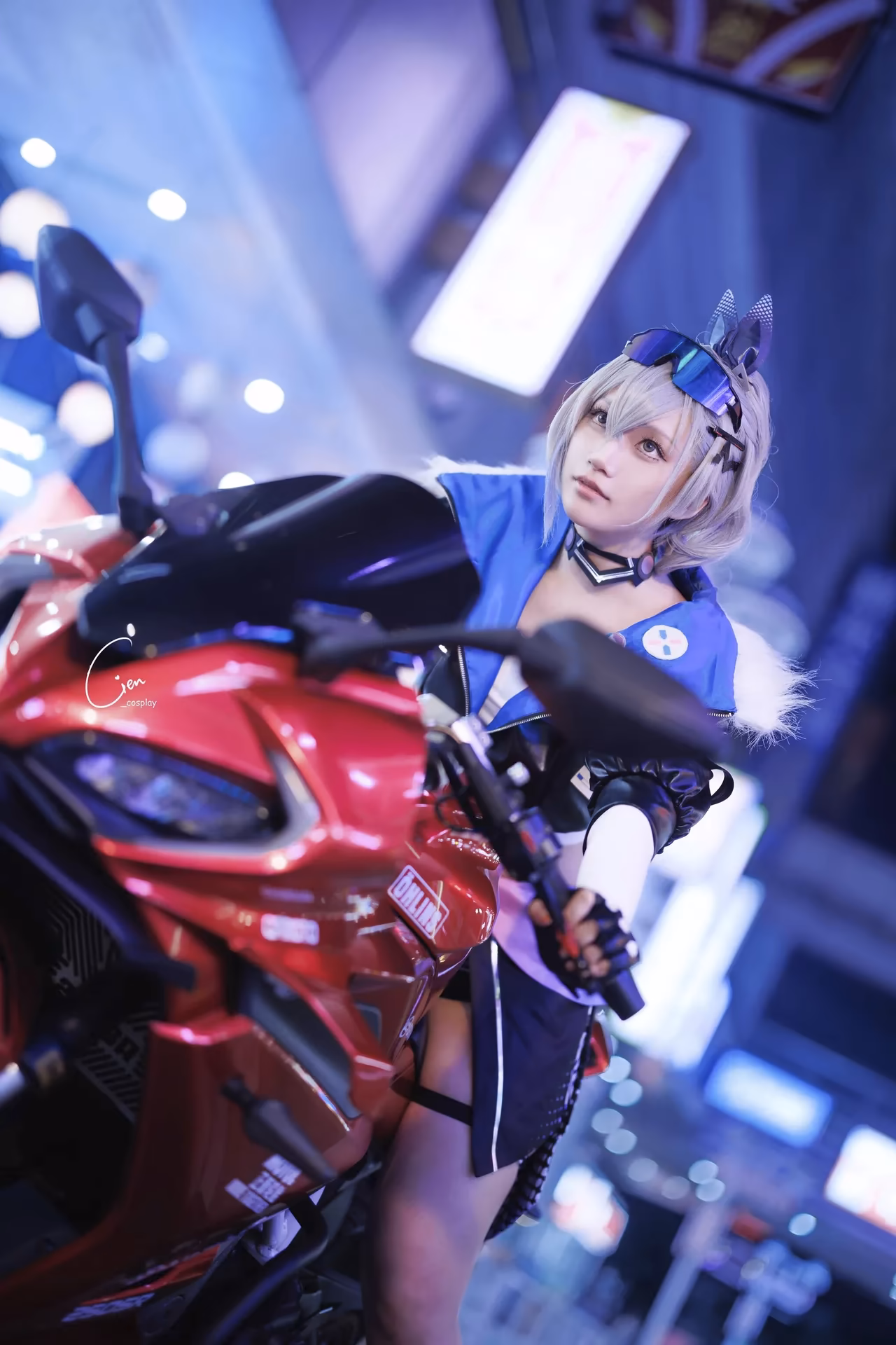 Cien Cosplay as Silver Wolf — cosplay photo 18 of 29