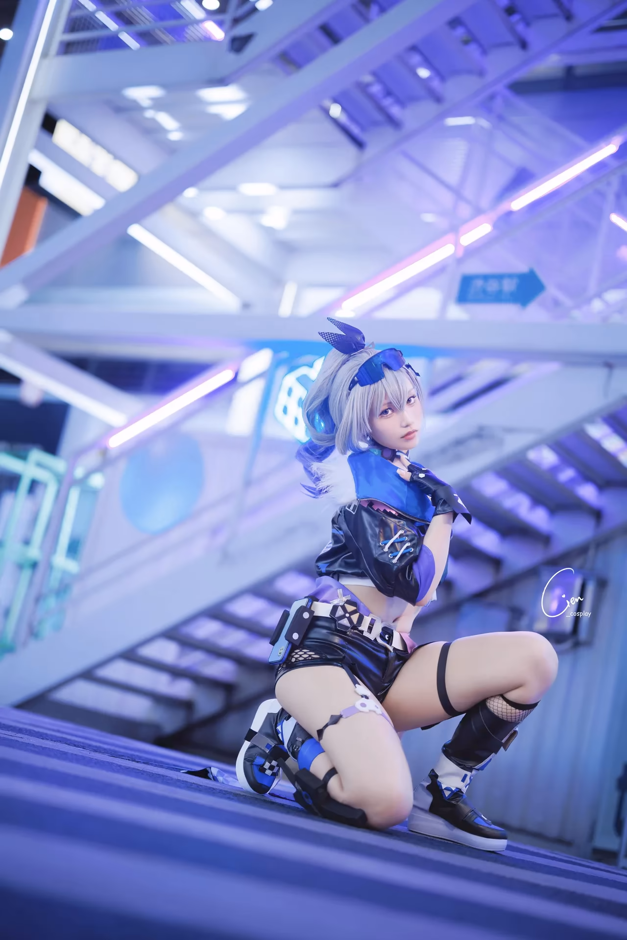 Cien Cosplay as Silver Wolf — cosplay photo 5 of 29
