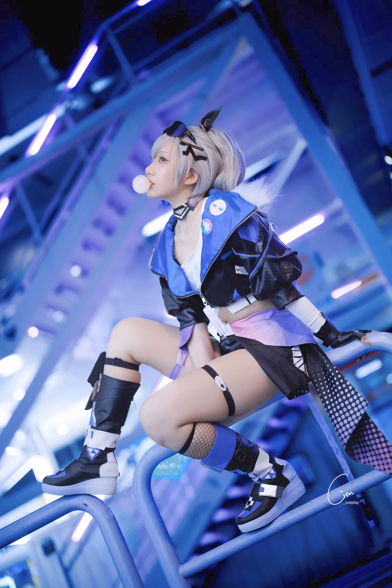 Cien Cosplay as Silver Wolf — cosplay photo 8 of 29