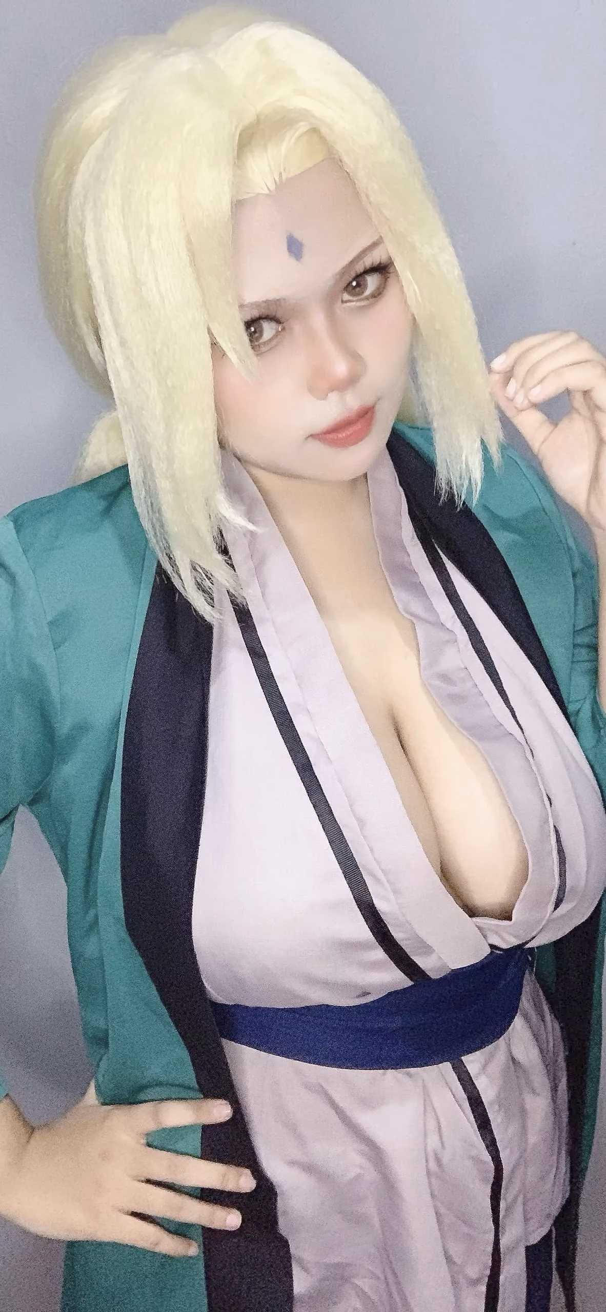 Ciju as Tsunade — cosplay photo 10 of 10
