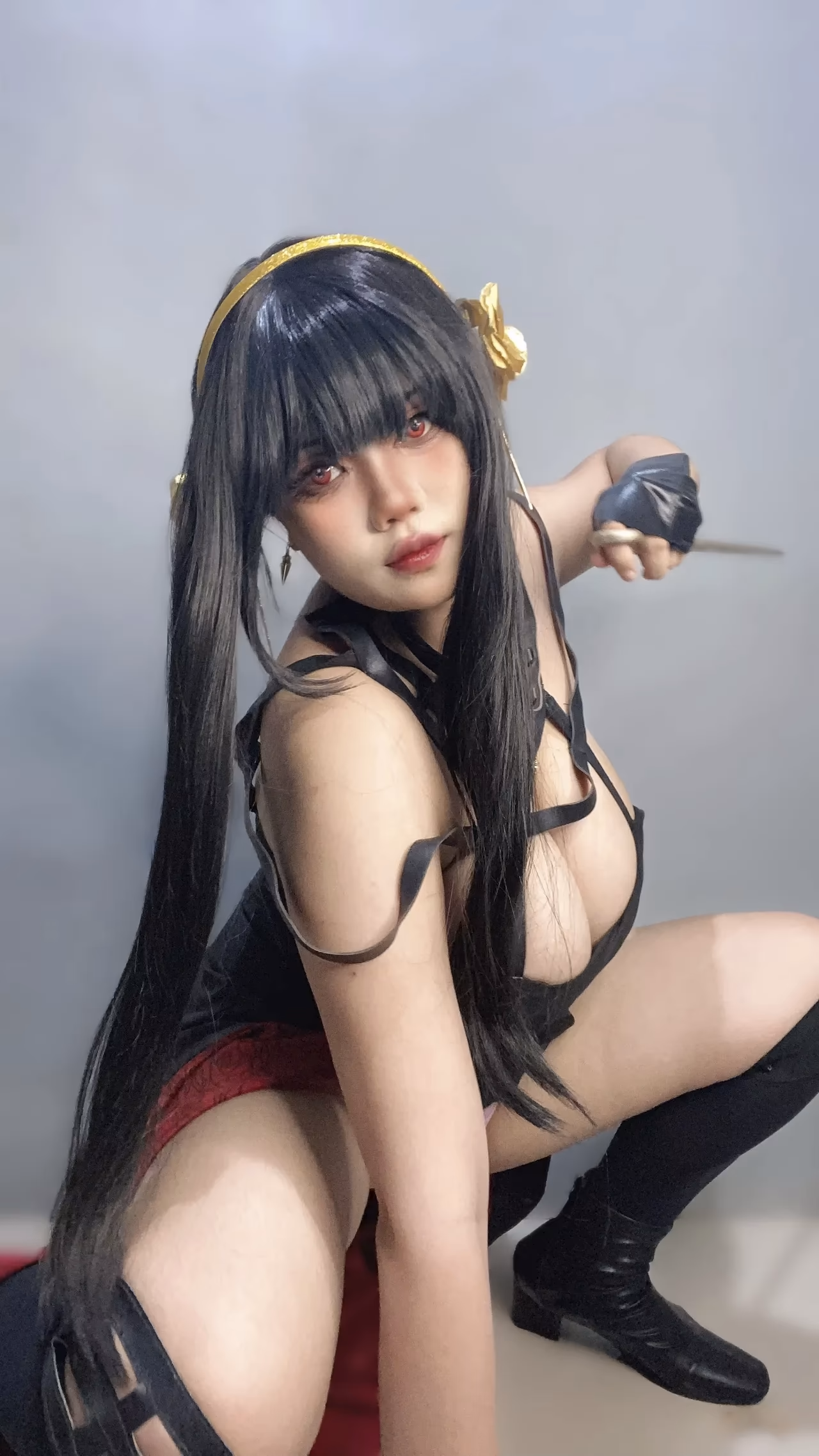 Ciju as Yor Forger — cosplay photo 10 of 38