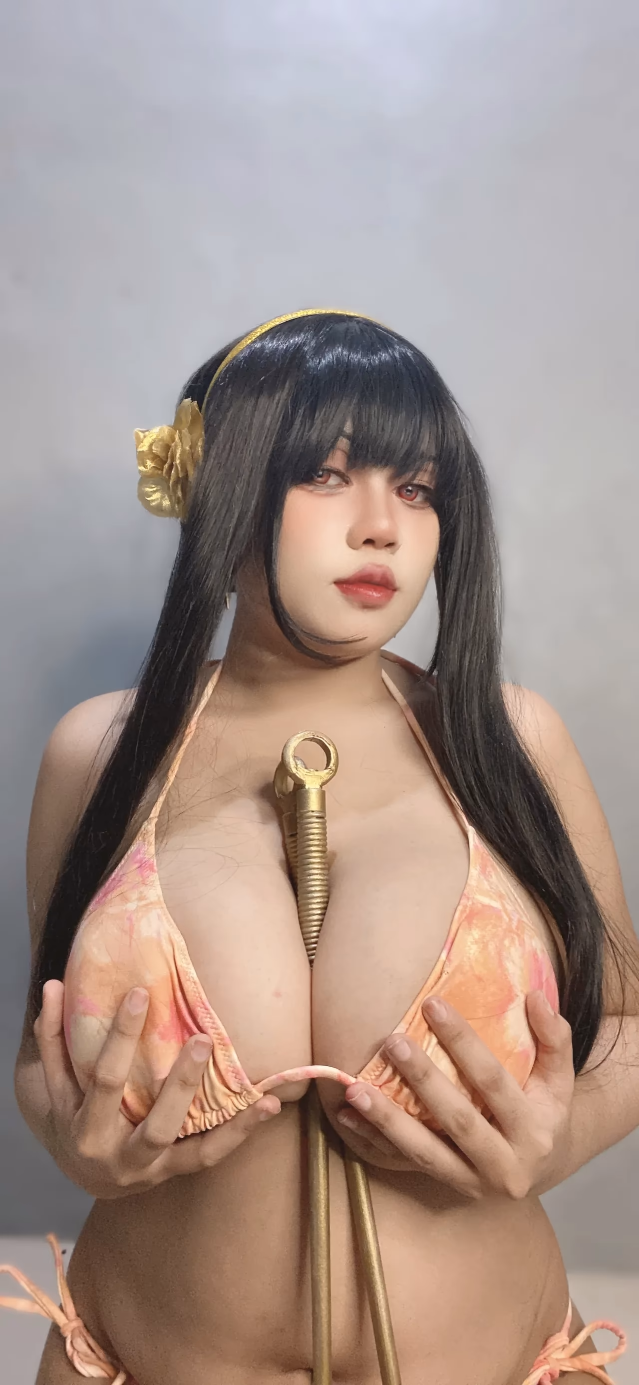 Ciju as Yor Forger — cosplay photo 29 of 38