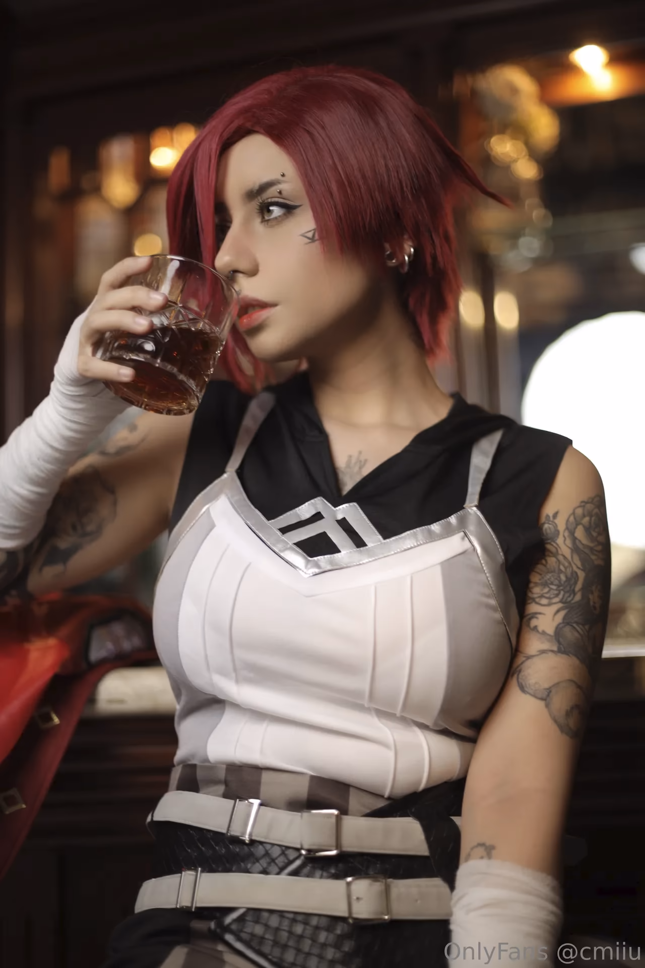 Cmiiu as Vi — cosplay photo 15 of 22