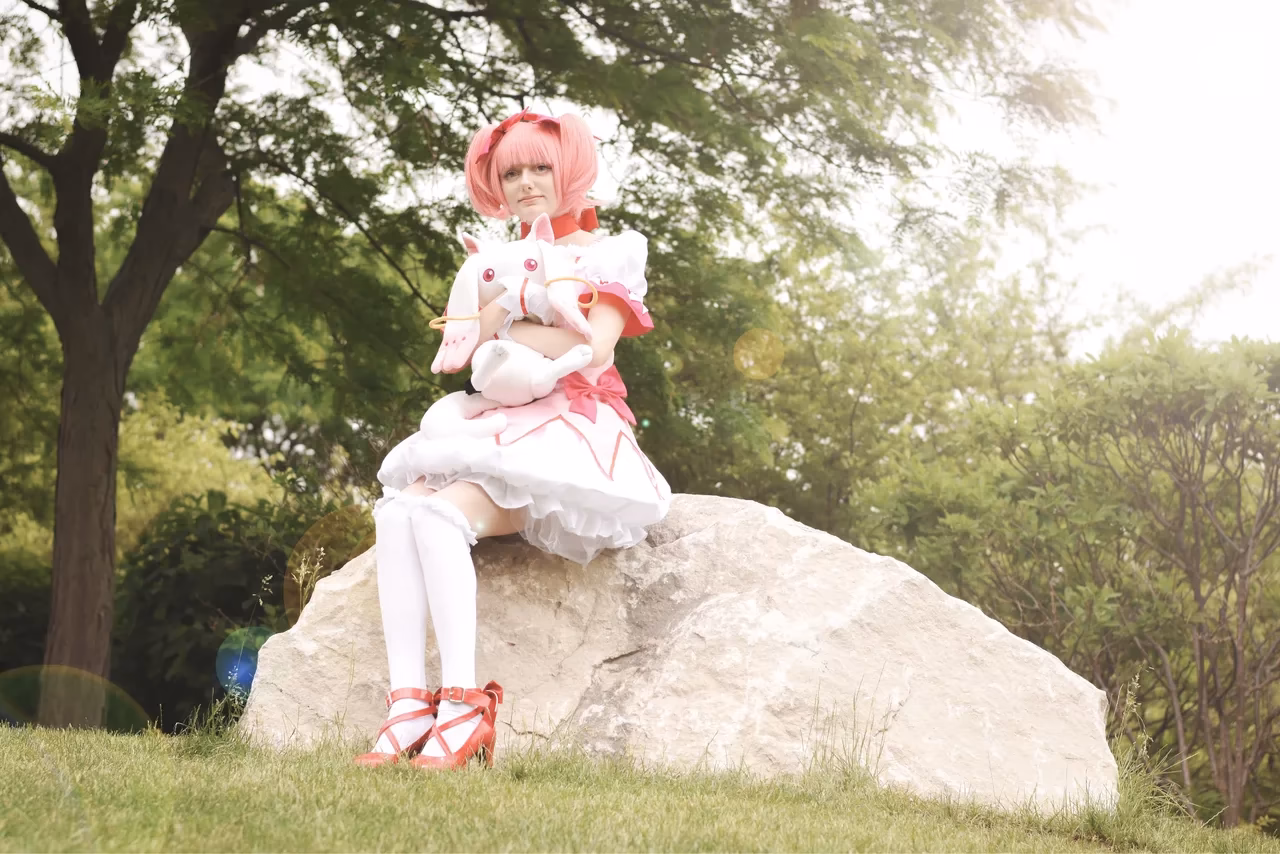 Colorful Kitten as Madoka Kaname — cosplay photo 8 of 18