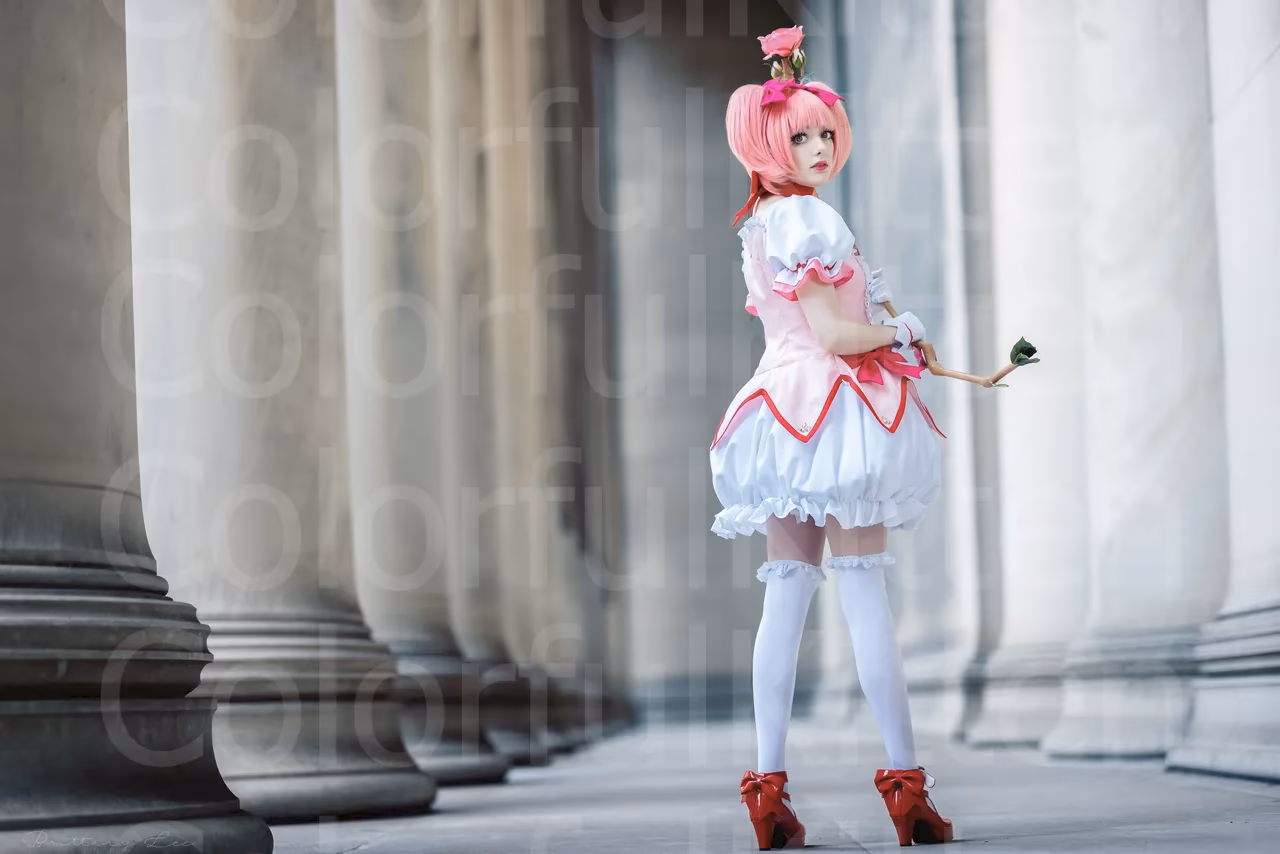 Colorful Kitten as Madoka Kaname — cosplay photo 10 of 10