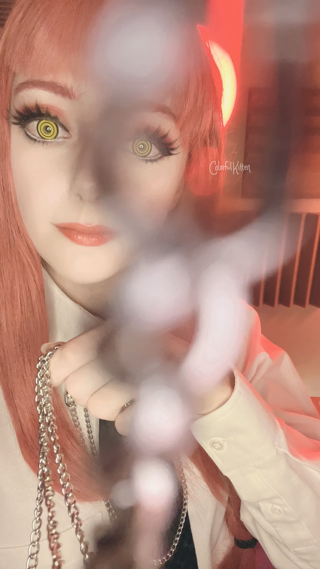 Colorful Kitten as Makima — cosplay photo 10 of 13
