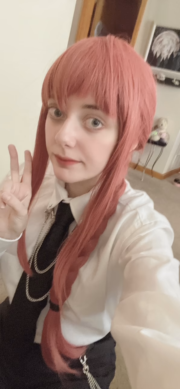 Colorful Kitten as Makima — cosplay photo 11 of 13