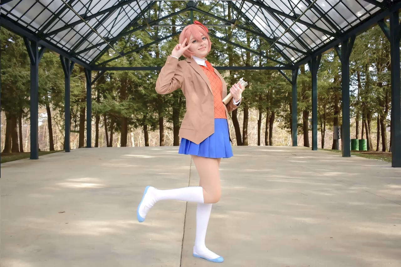 Colorful Kitten as Sayori — cosplay photo 8 of 10