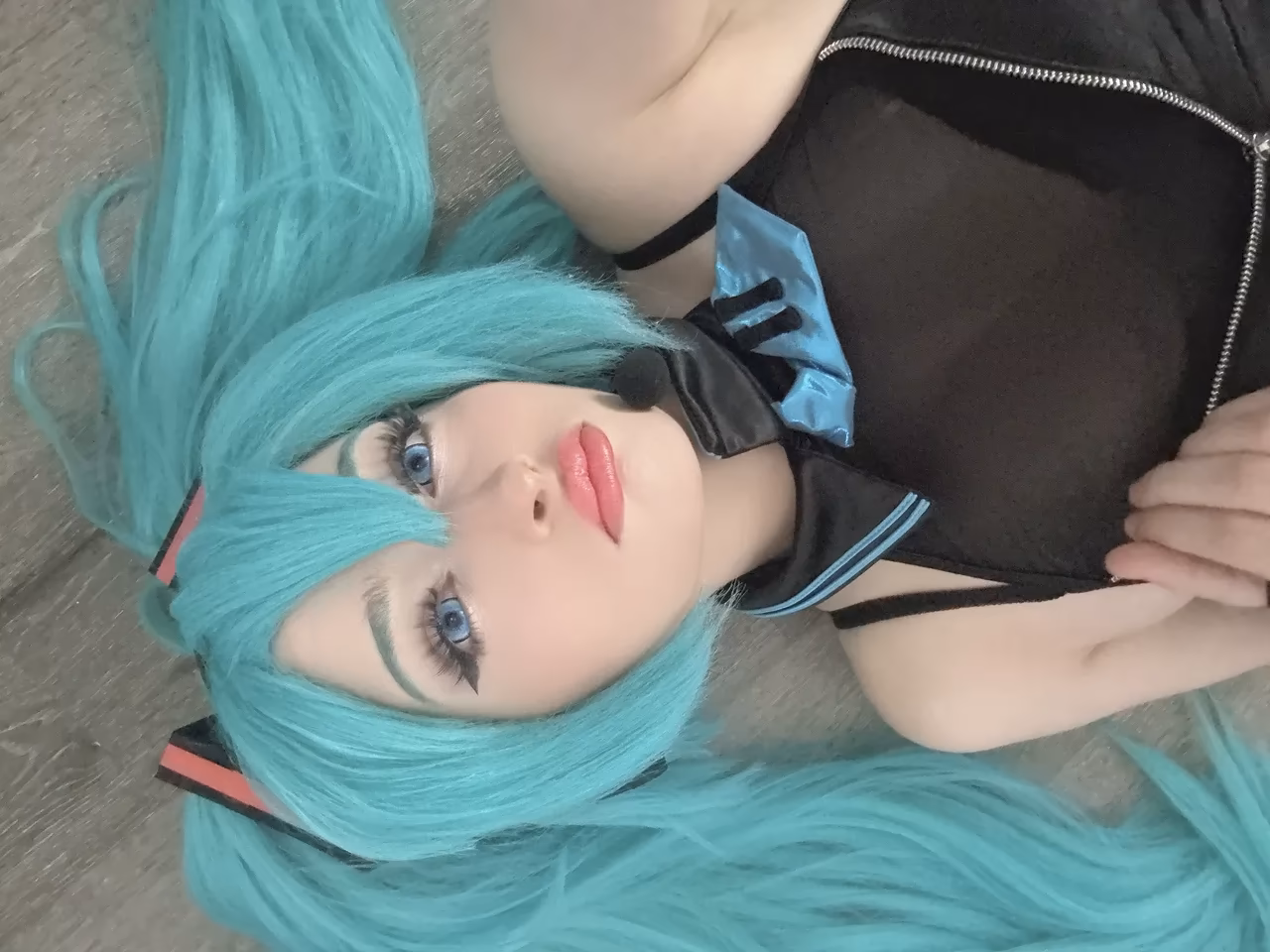 Cplaya2 as Hatsune Miku — cosplay photo 10 of 12
