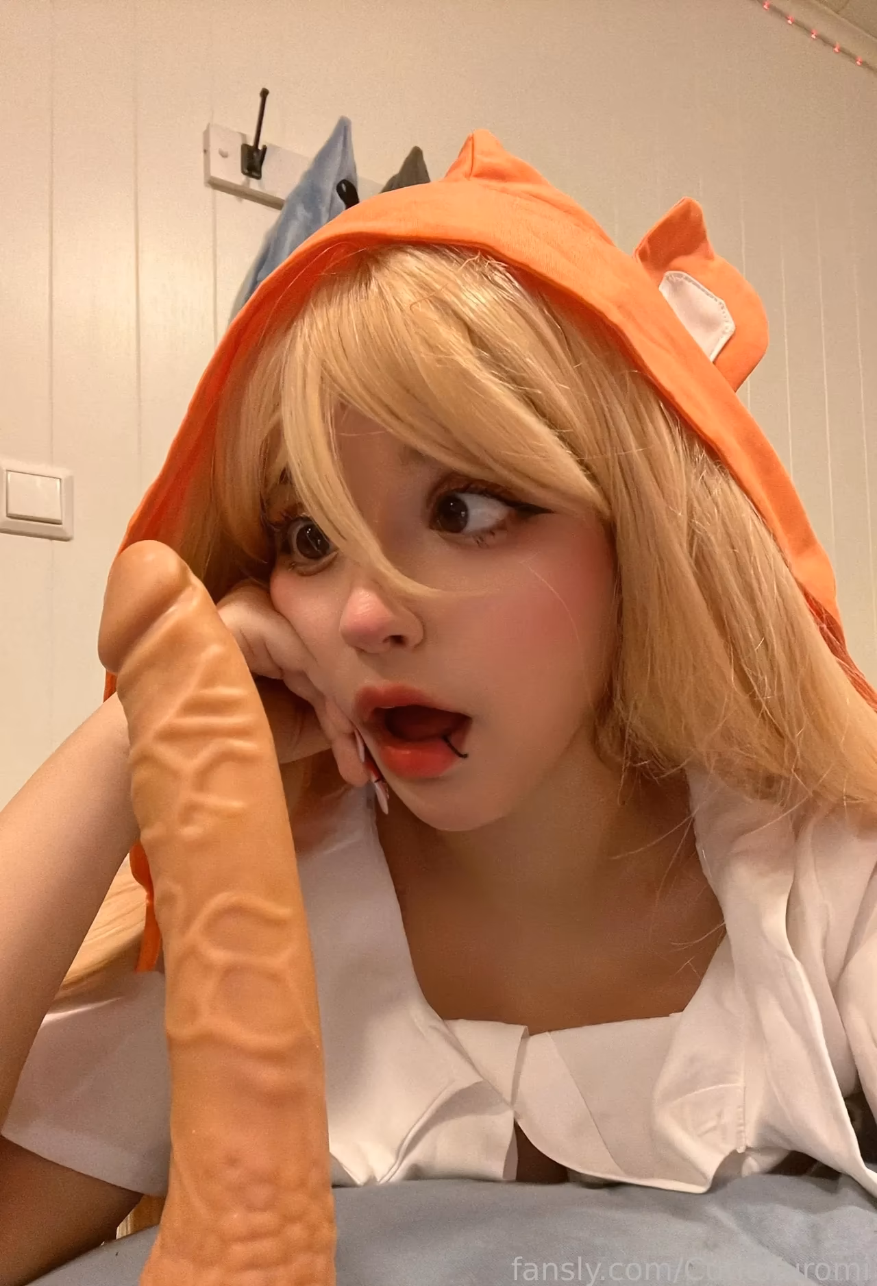 Cutie Kuromi as Umaru Doma — cosplay photo 28 of 43