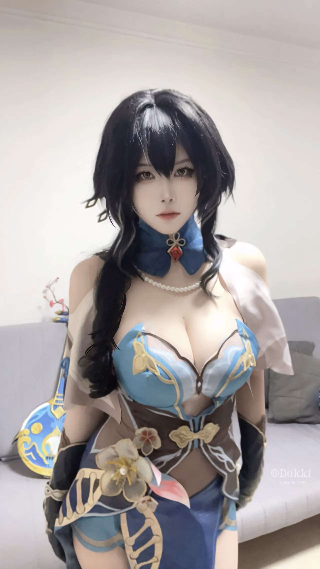 DakkiYi as Ruan Mei — cosplay photo 2 of 51