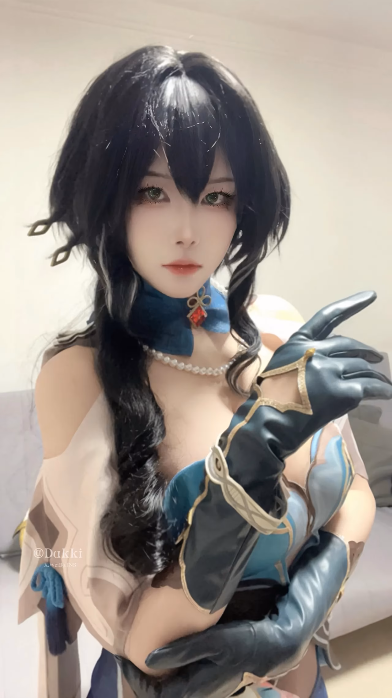 DakkiYi as Ruan Mei — cosplay photo 3 of 51