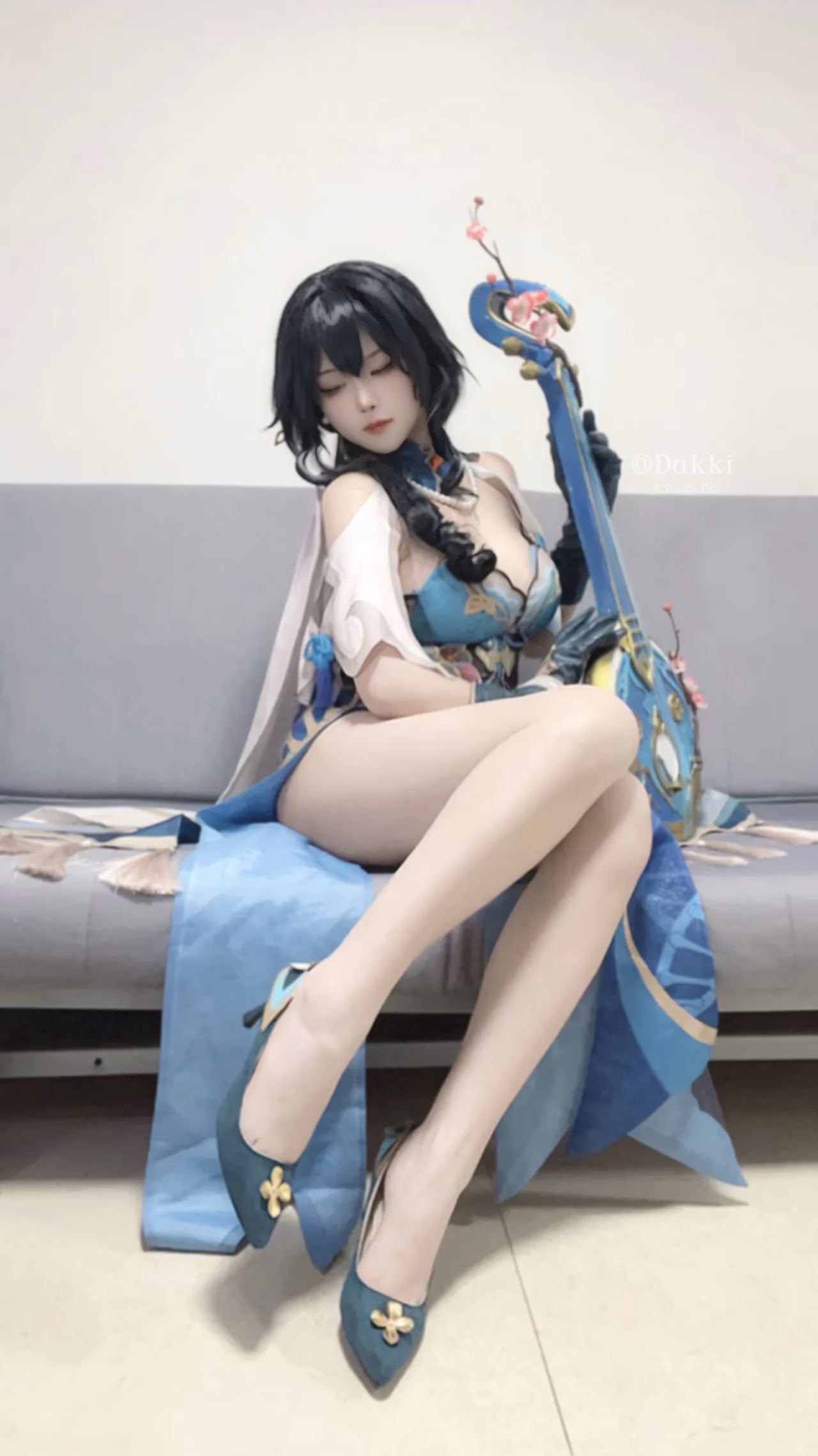 DakkiYi as Ruan Mei — cosplay photo 35 of 51