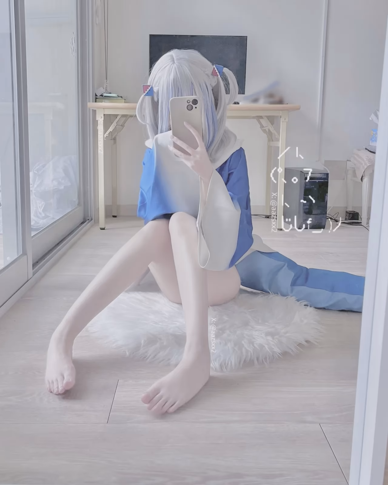 Dal as Gawr Gura — cosplay photo 3 of 6