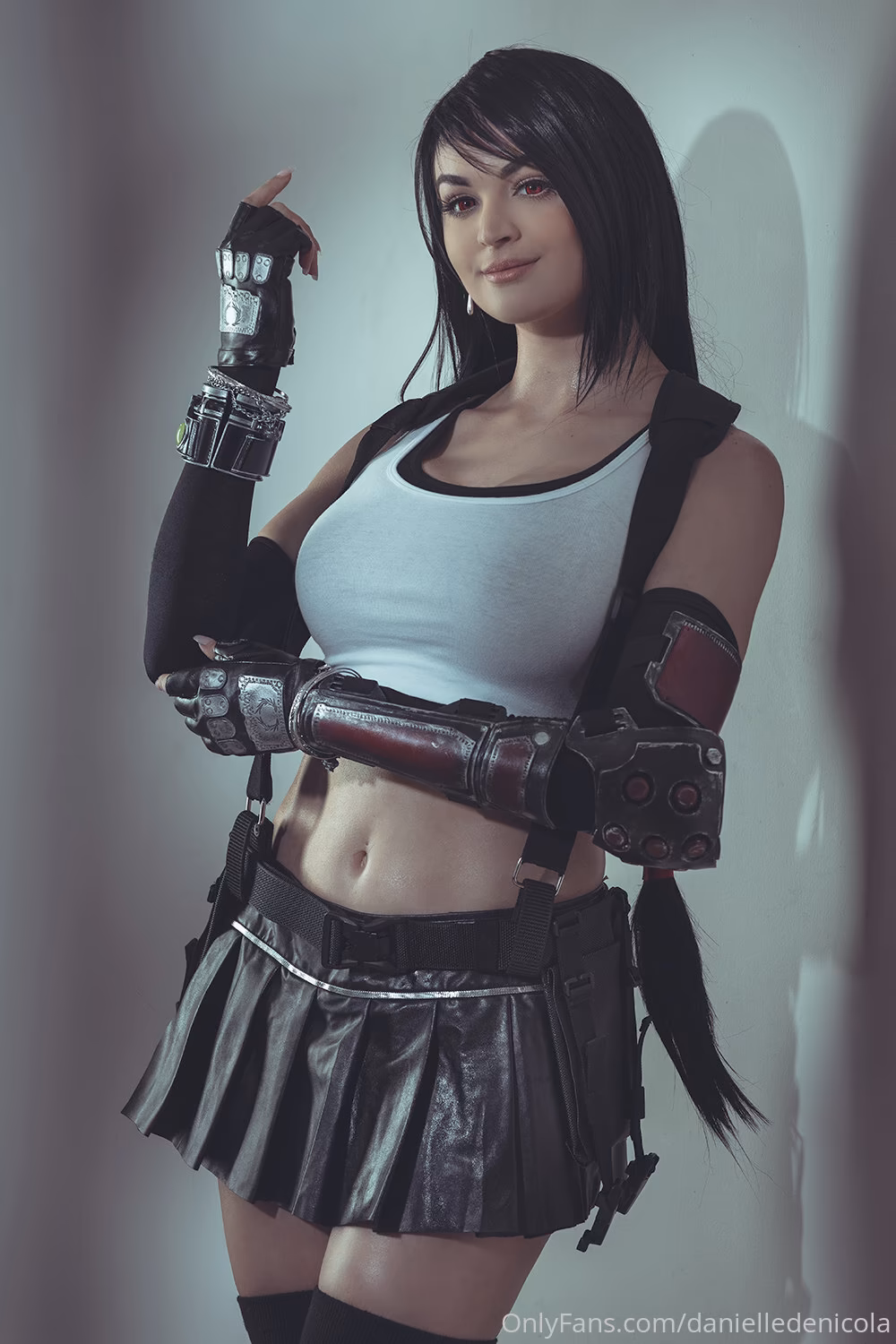 Danielle DeNicola as Tifa Lockhart — cosplay photo 6 of 29