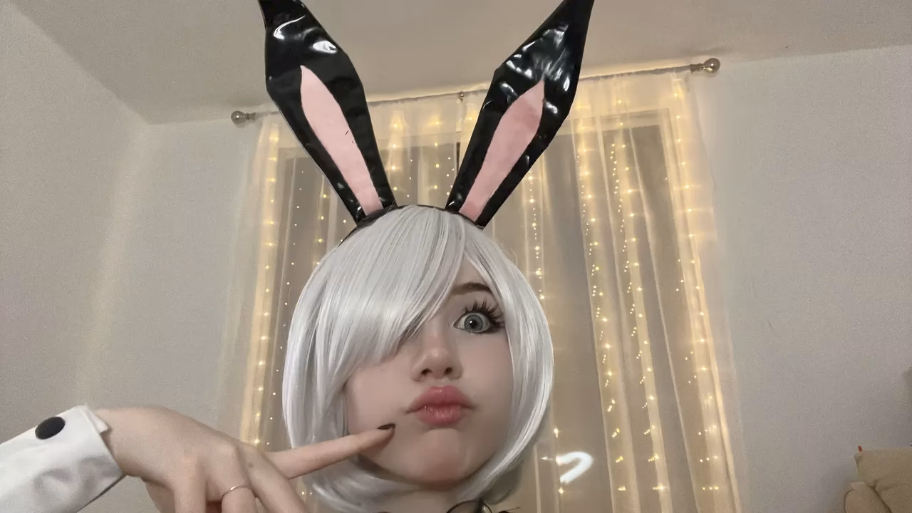 Danielle Mercedie as 2B — cosplay photo 2 of 100