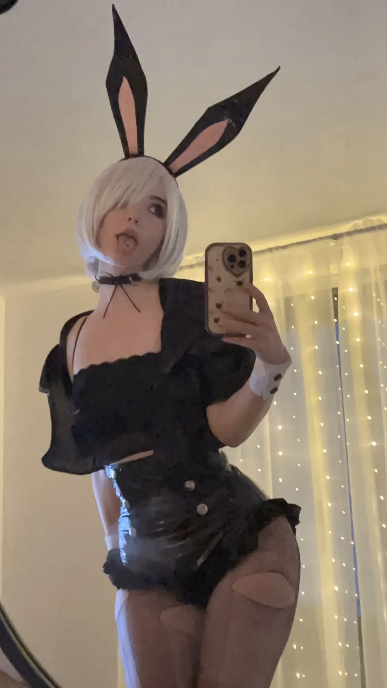 Danielle Mercedie as 2B — cosplay photo 20 of 100