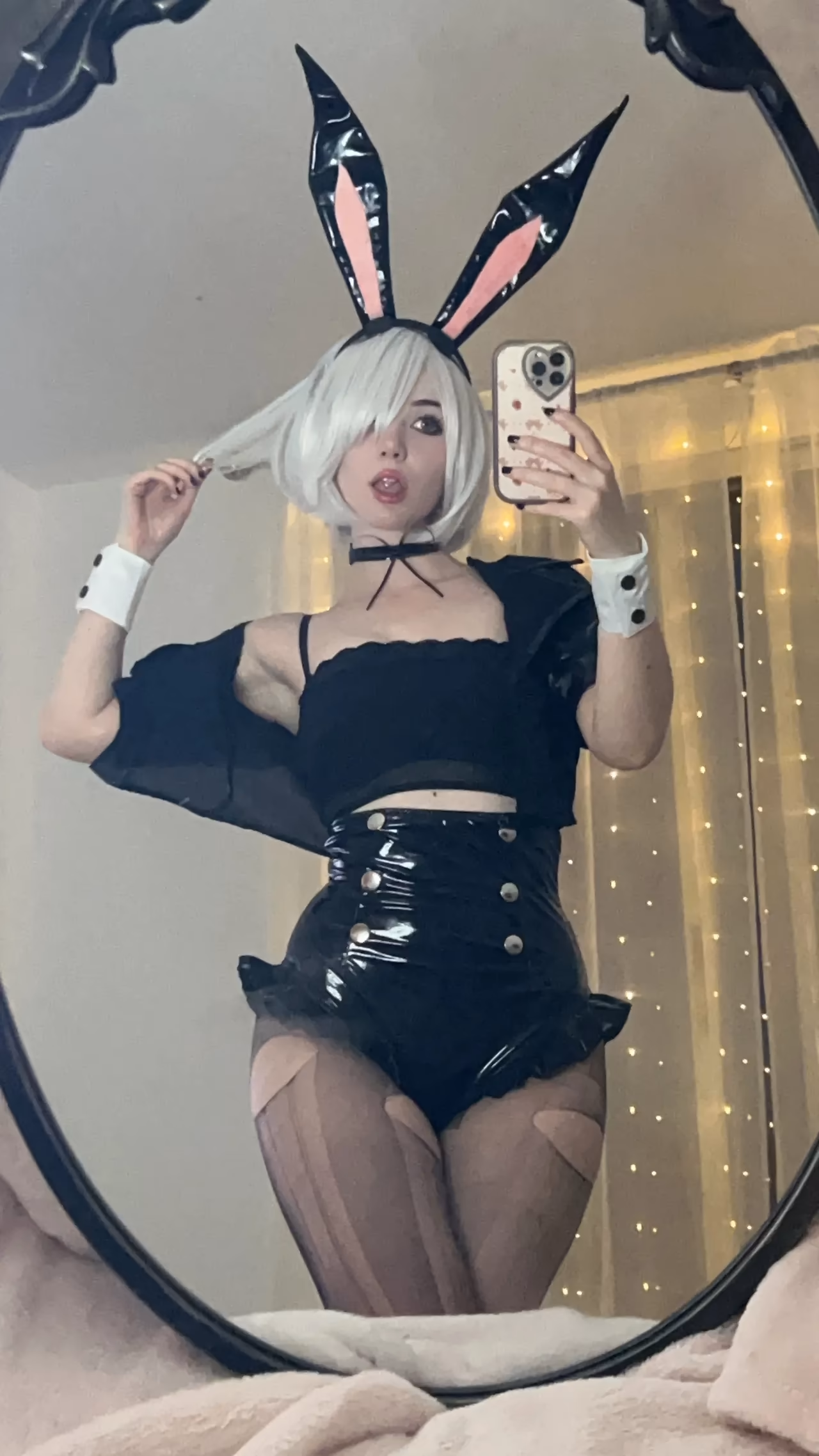 Danielle Mercedie as 2B — cosplay photo 36 of 100