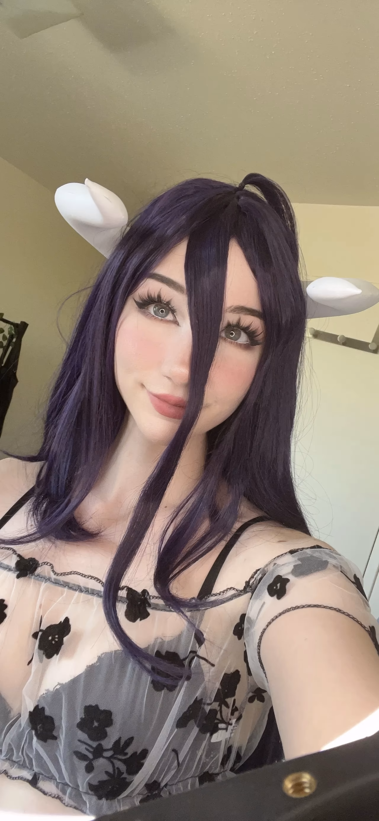 Danielle Mercedie as Albedo — cosplay photo 154 of 166