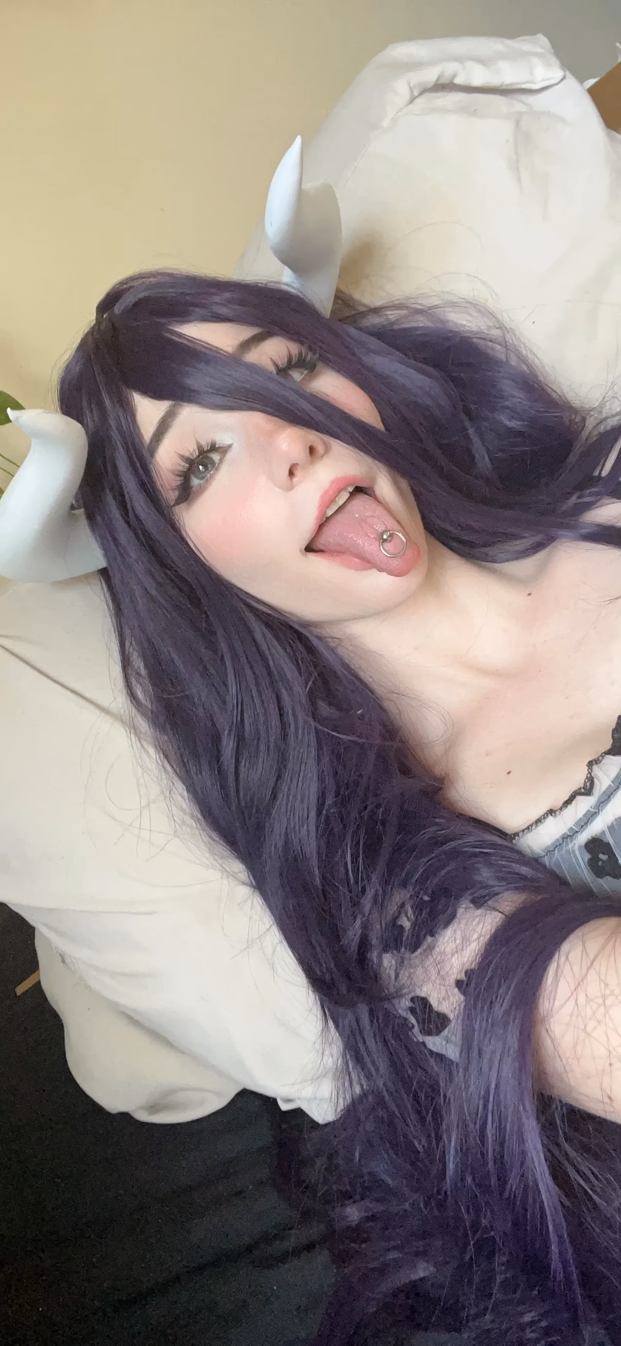 Danielle Mercedie as Albedo — cosplay photo 38 of 166