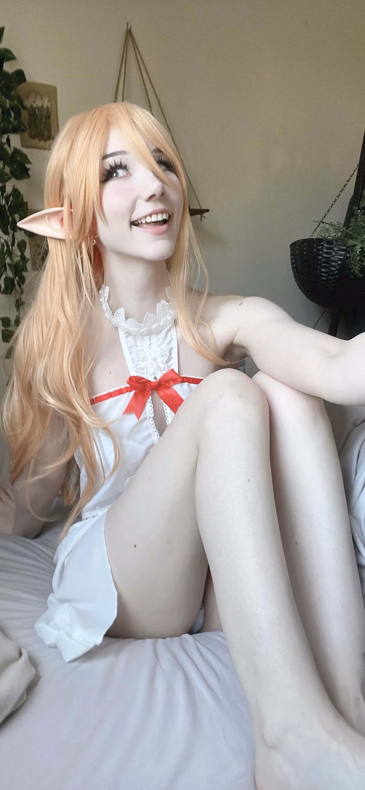 Danielle Mercedie as Asuna Yuuki — cosplay photo 65 of 103