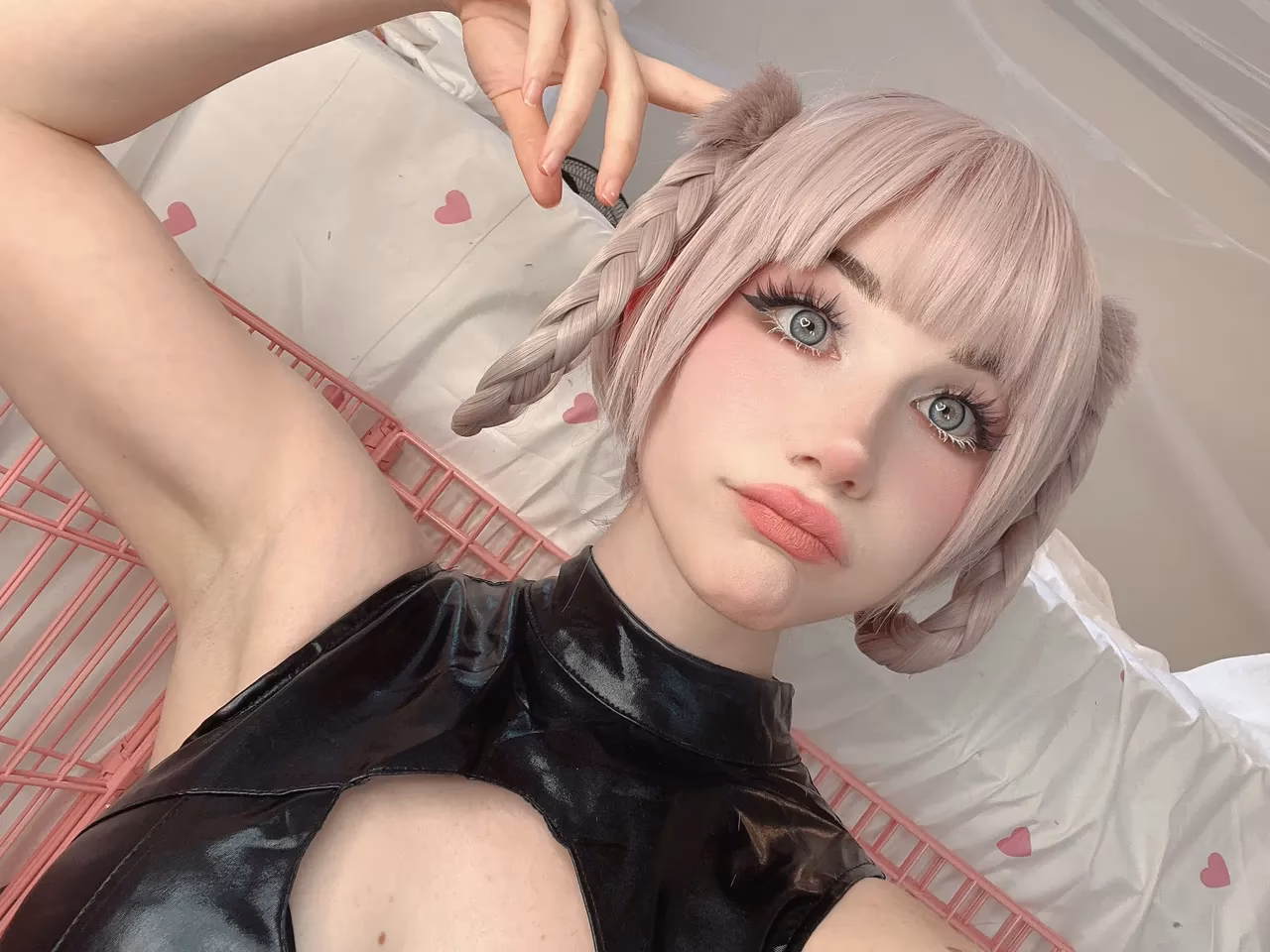 Danielle Mercedie as Nazuna Nanakusa — cosplay photo 41 of 89
