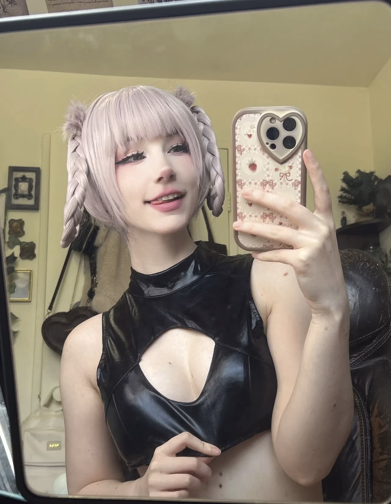 Danielle Mercedie as Nazuna Nanakusa — cosplay photo 62 of 89