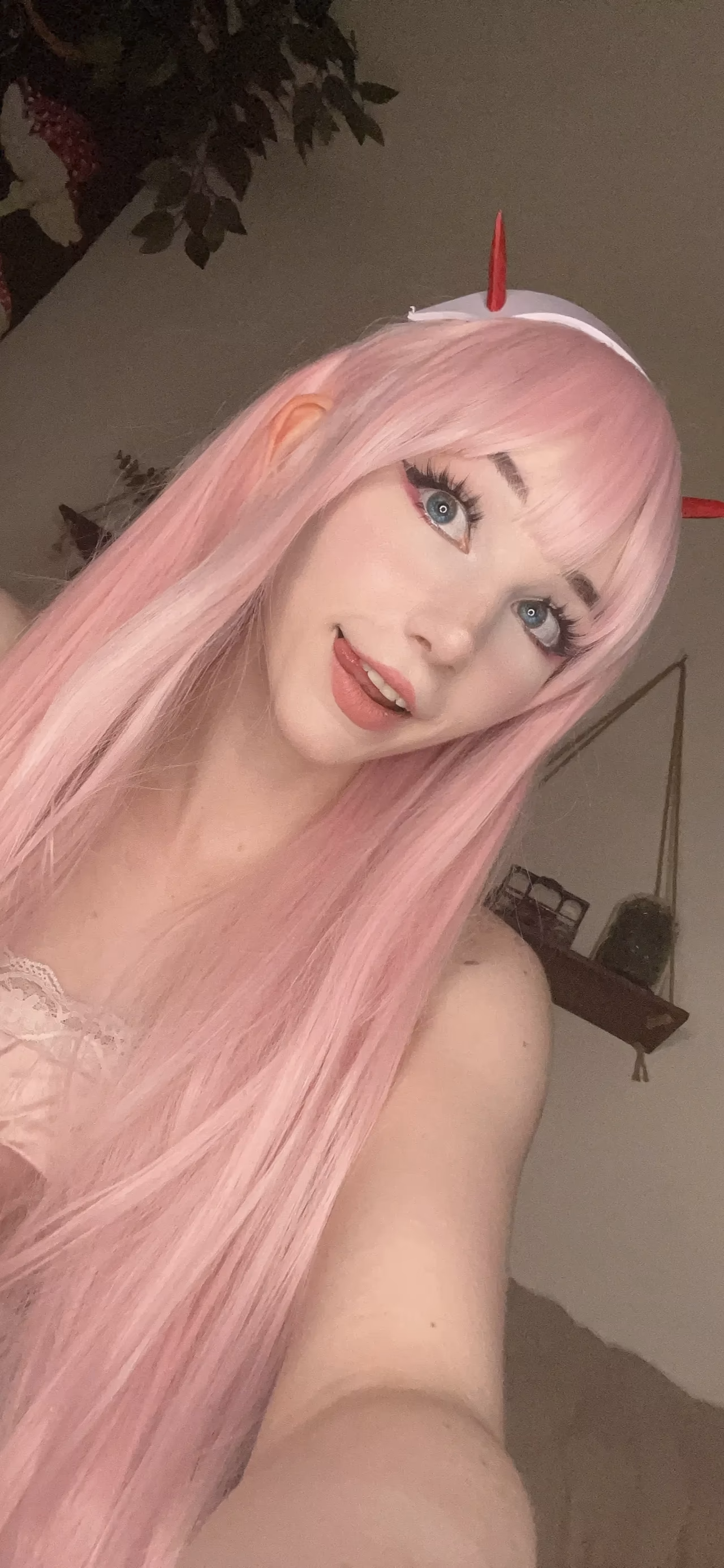 Danielle Mercedie as Zero Two — cosplay photo 17 of 110
