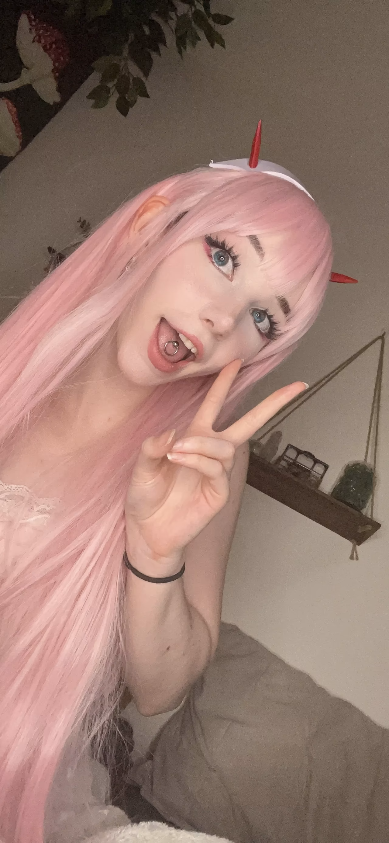 Danielle Mercedie as Zero Two — cosplay photo 20 of 110