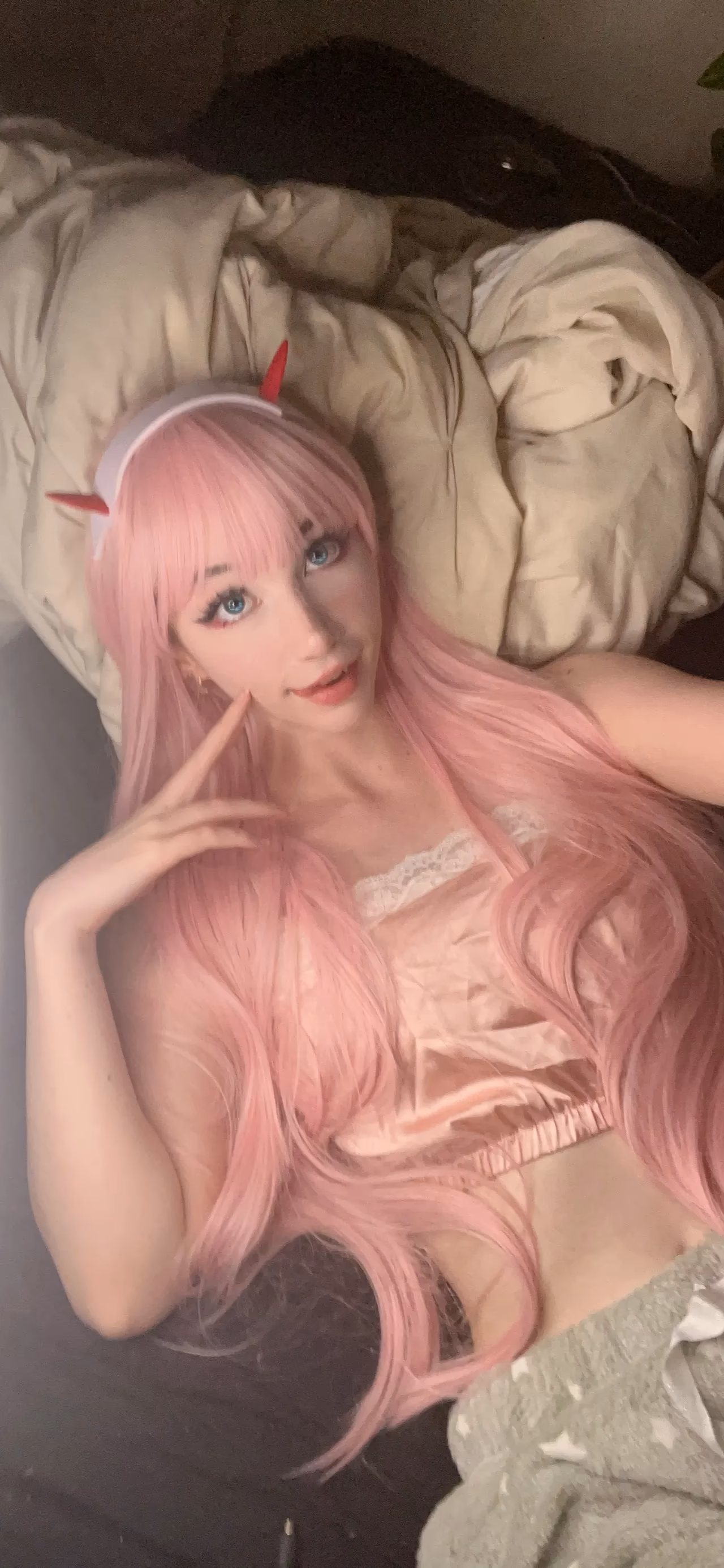 Danielle Mercedie as Zero Two — cosplay photo 28 of 110