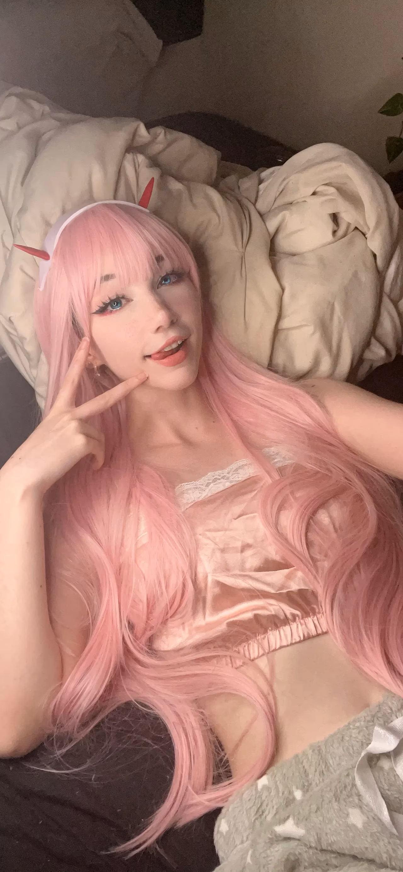 Danielle Mercedie as Zero Two — cosplay photo 30 of 110