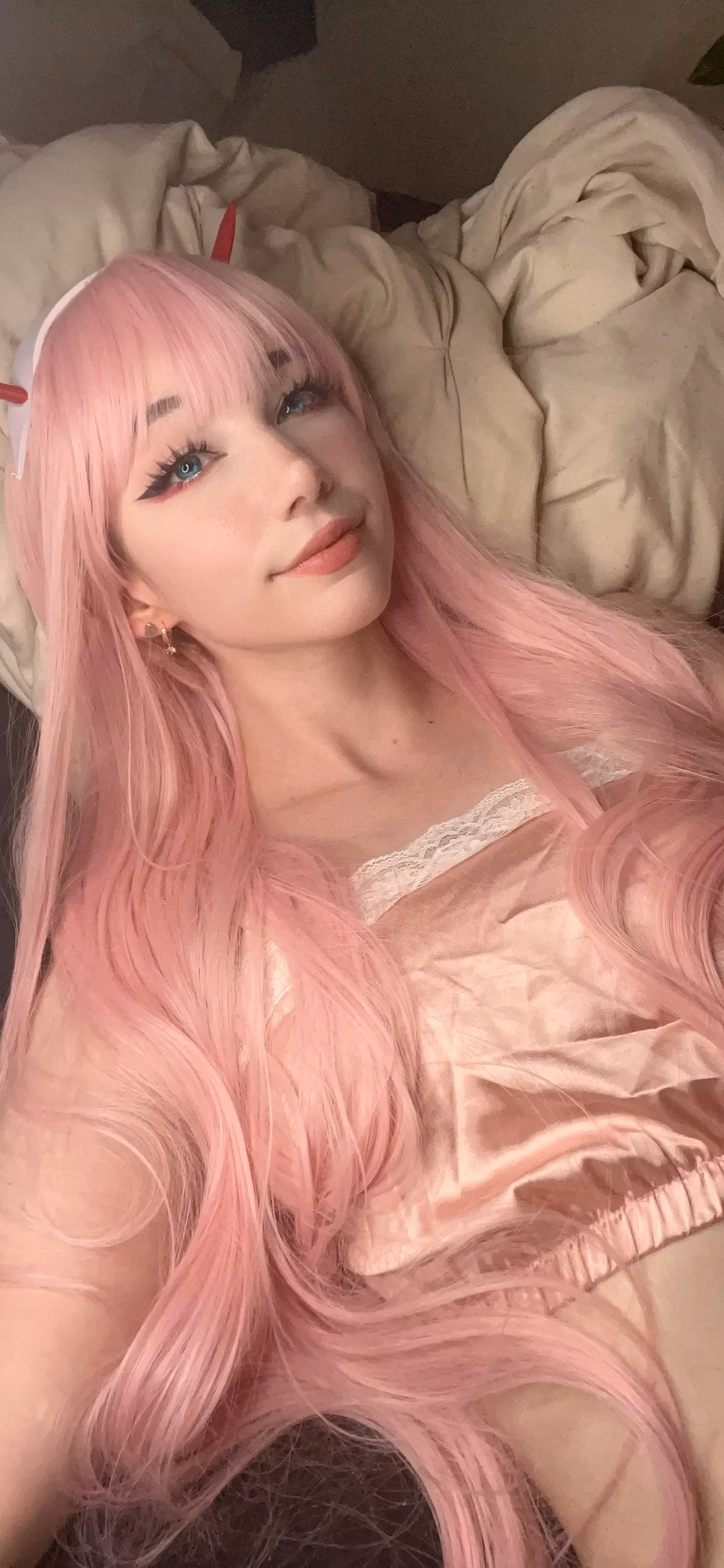 Danielle Mercedie as Zero Two — cosplay photo 36 of 110