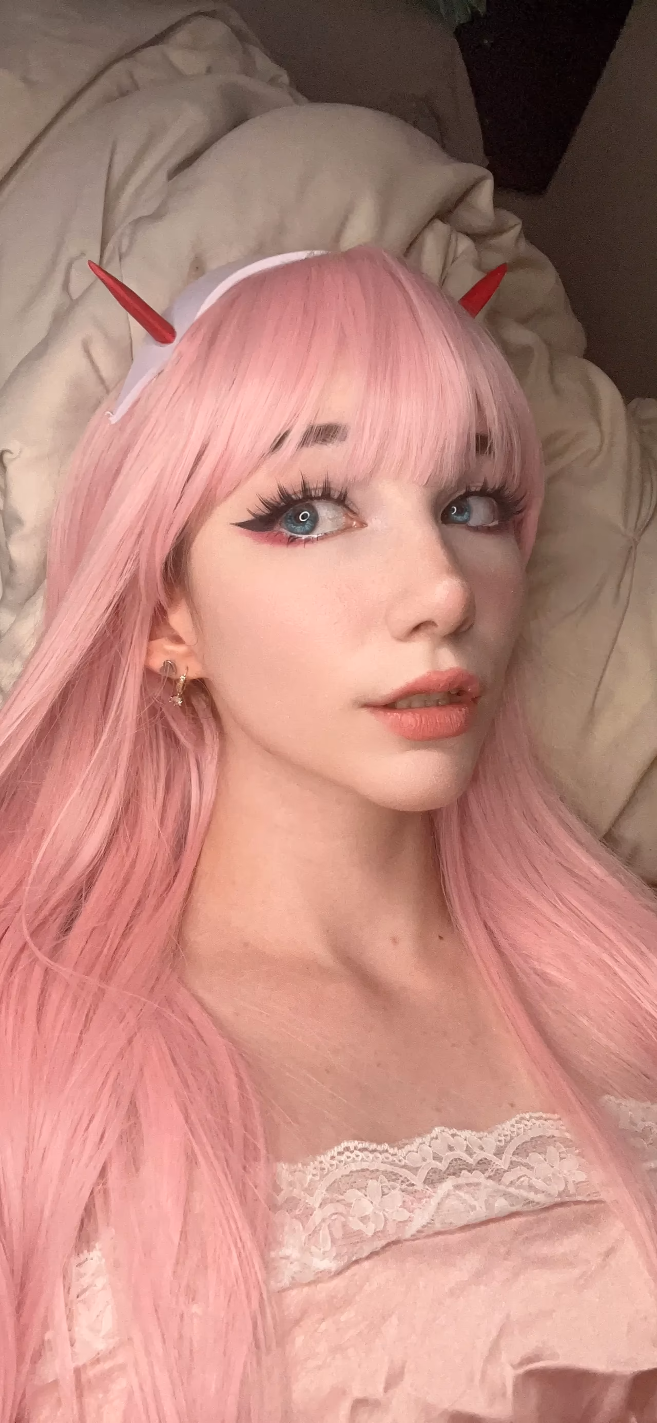 Danielle Mercedie as Zero Two — cosplay photo 43 of 110