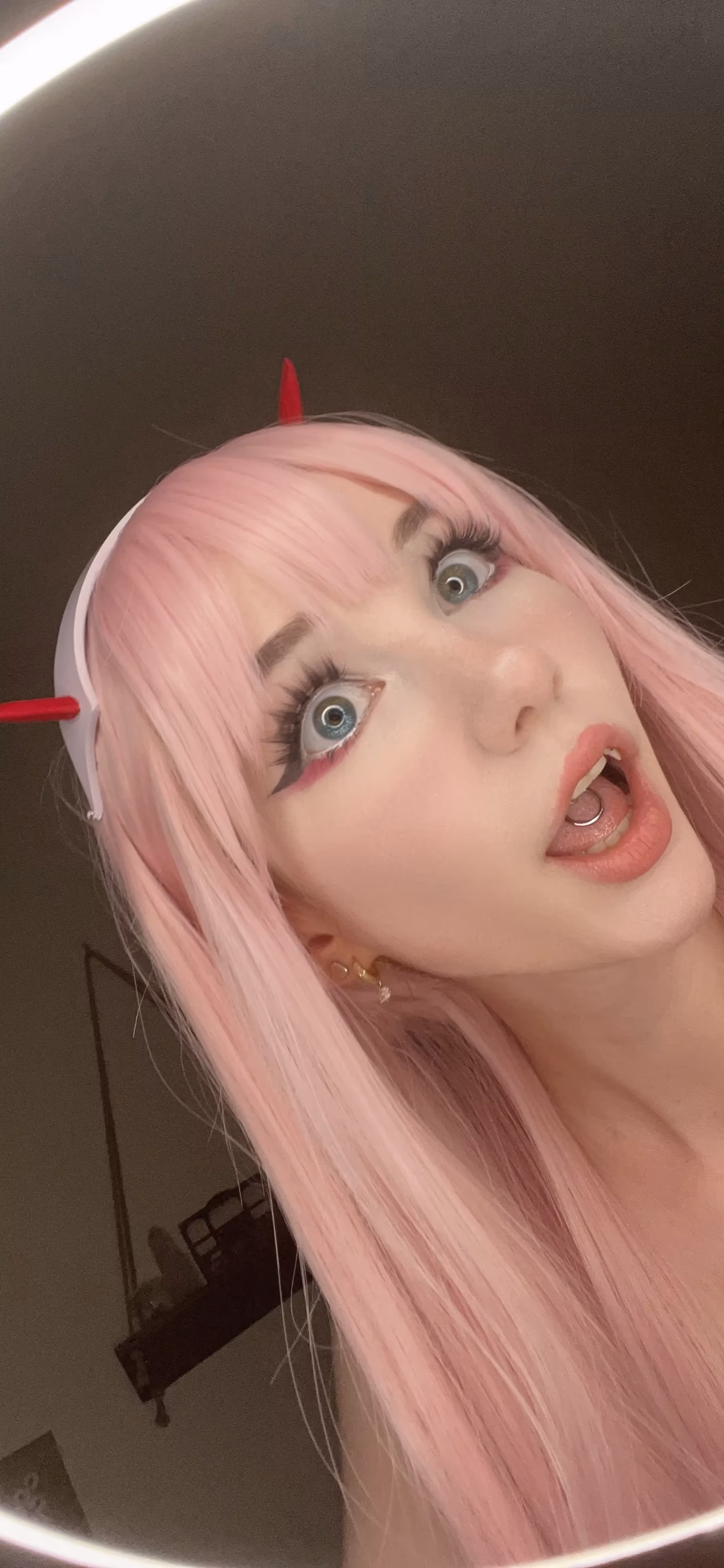 Danielle Mercedie as Zero Two — cosplay photo 77 of 110