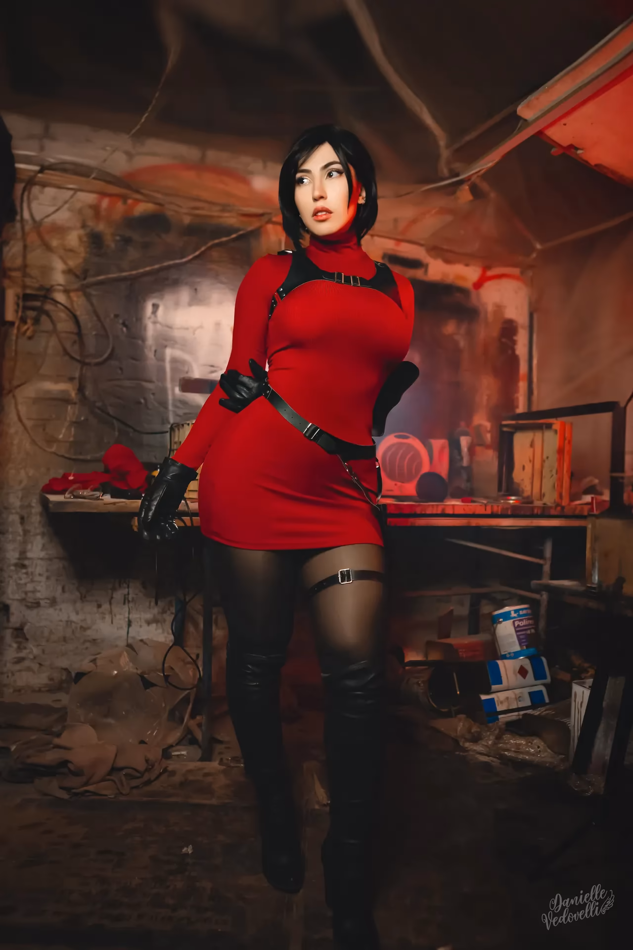 Danielle Vedovelli as Ada Wong — cosplay photo 10 of 30