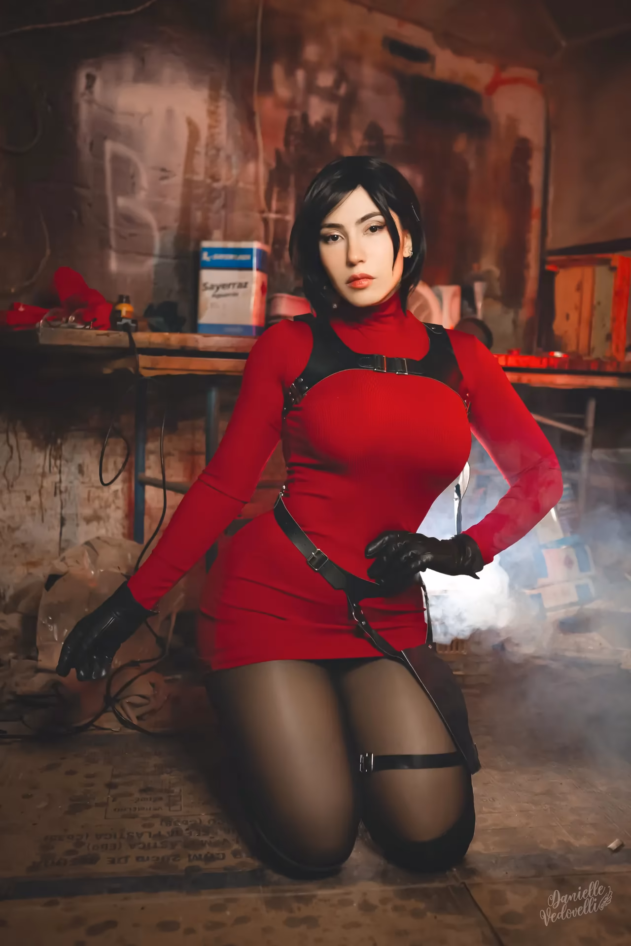Danielle Vedovelli as Ada Wong — cosplay photo 16 of 30