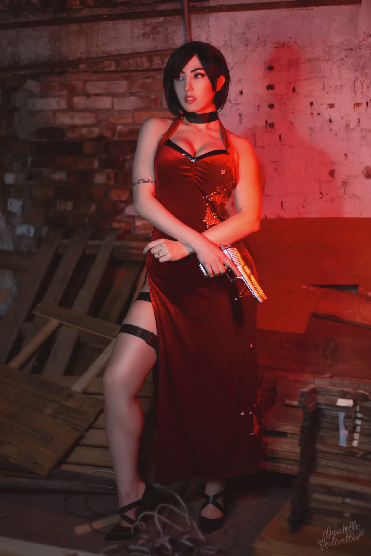 Danielle Vedovelli as Ada Wong — cosplay photo 12 of 40